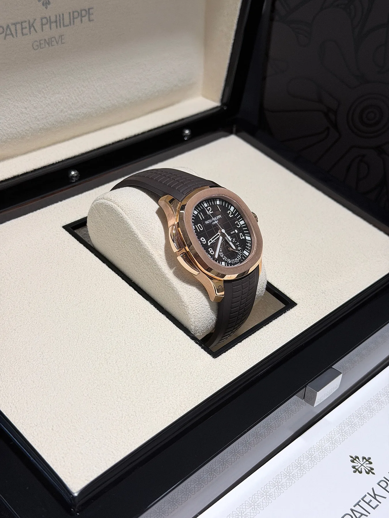 파텍필립 아쿠아넛 트래블타임 5164R-001 브라운 40.8mm 2023 사진 7
