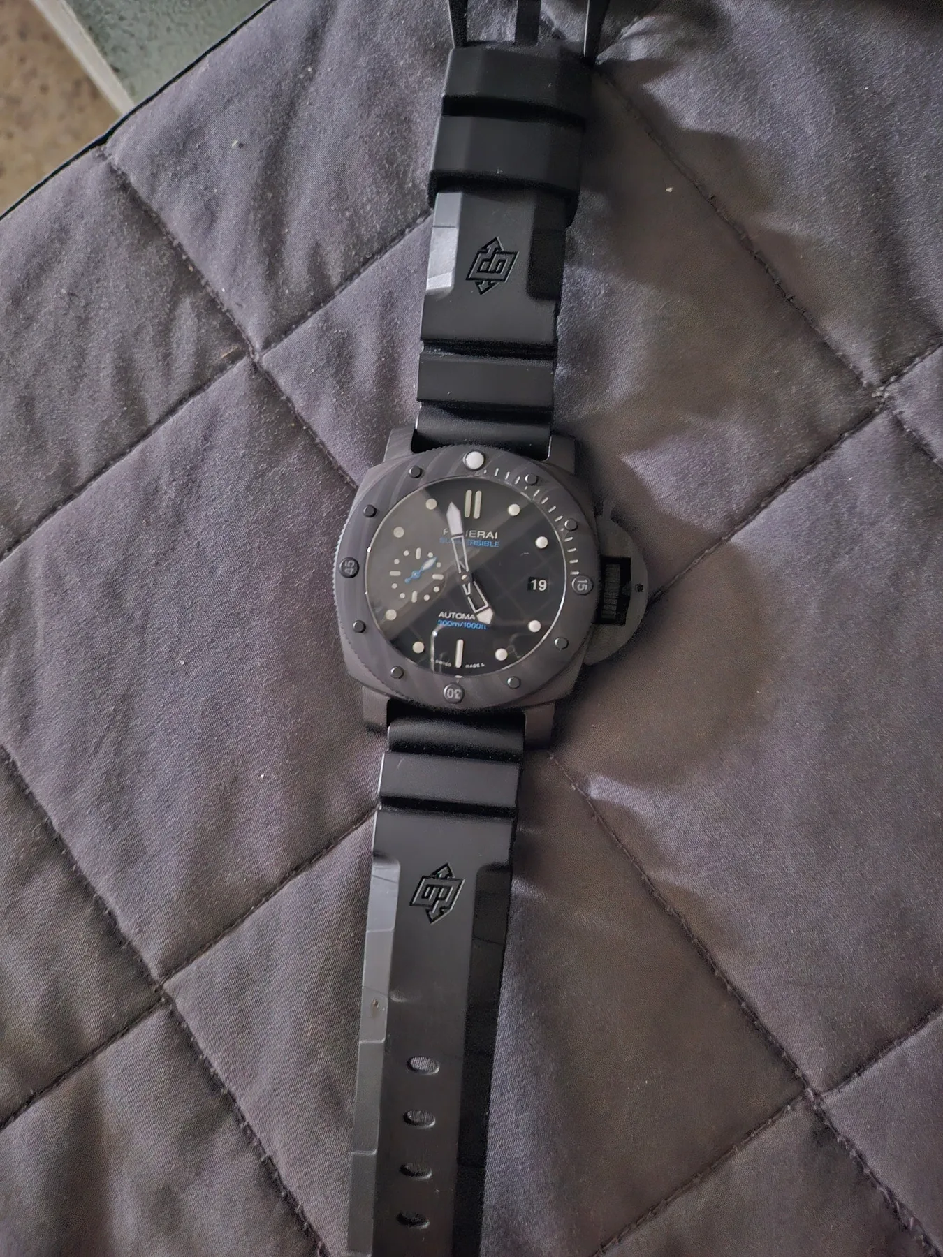 파네라이 카보테크 섭머저블 42mm PAM1231 2026 사진 7