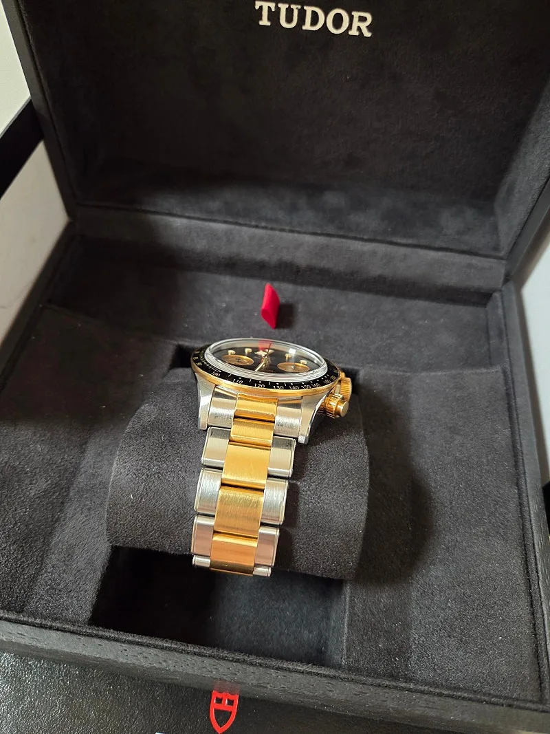 튜더 블랙베이 크로노 41mm S&G 스틸 앤 옐로우 골드 블랙다이얼 2020 사진 3