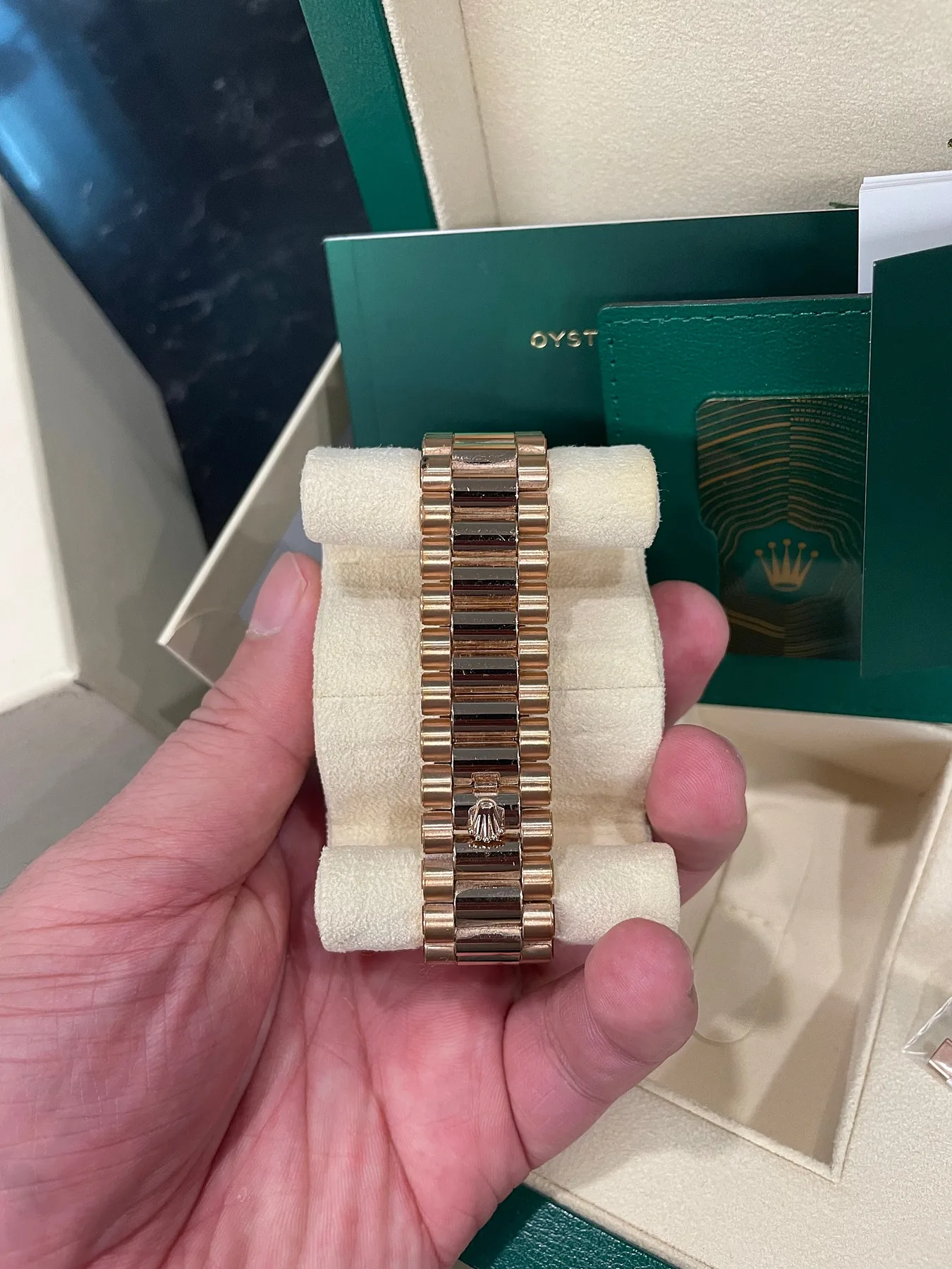 롤렉스 데이데이트 올리브그린 228235 2025 사진 2