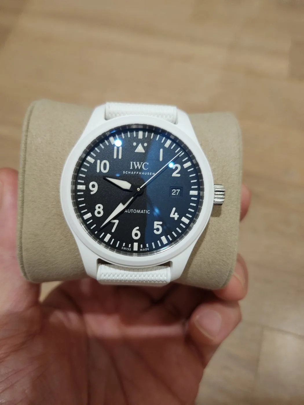 IWC 레이크타호 41 화이트 IW328104 2025 사진 7
