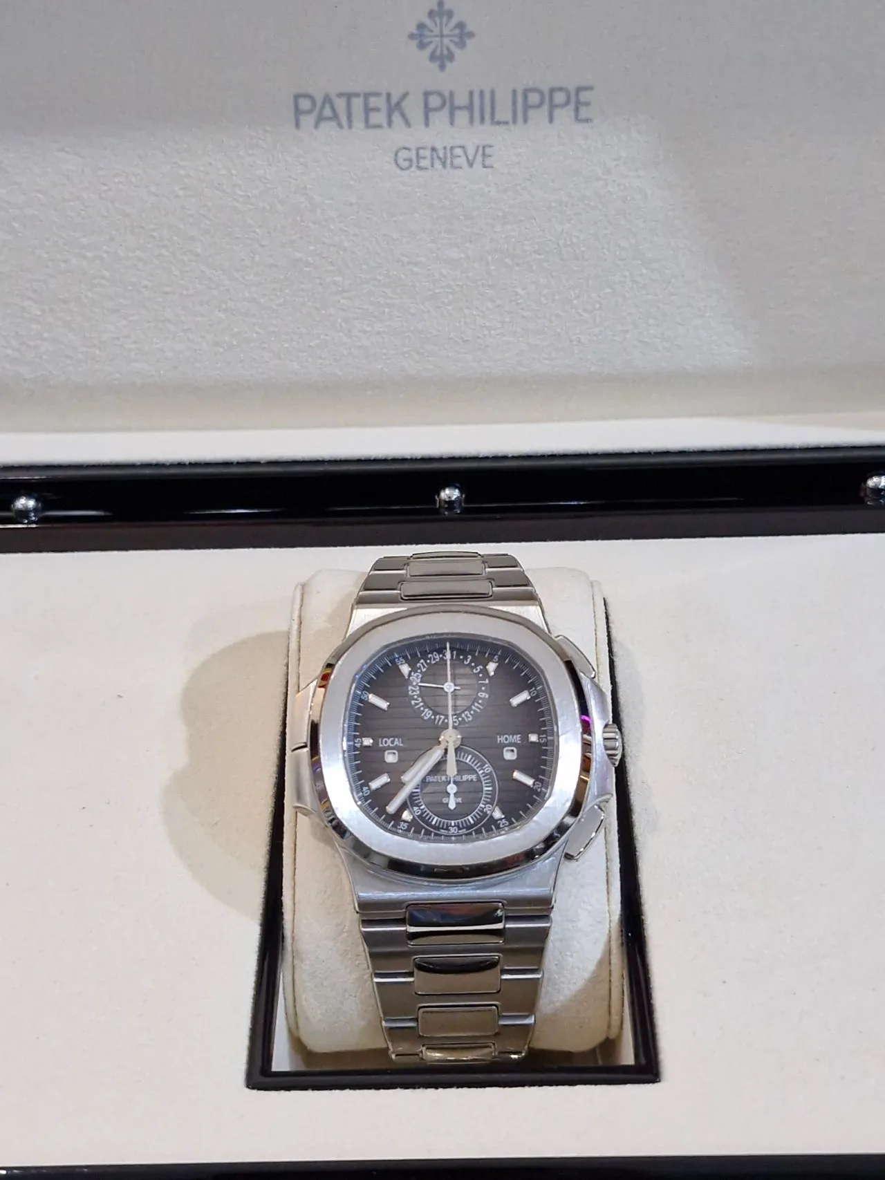 파텍필립 노틸러스 5990A 검판 풀구성 2019 사진 2