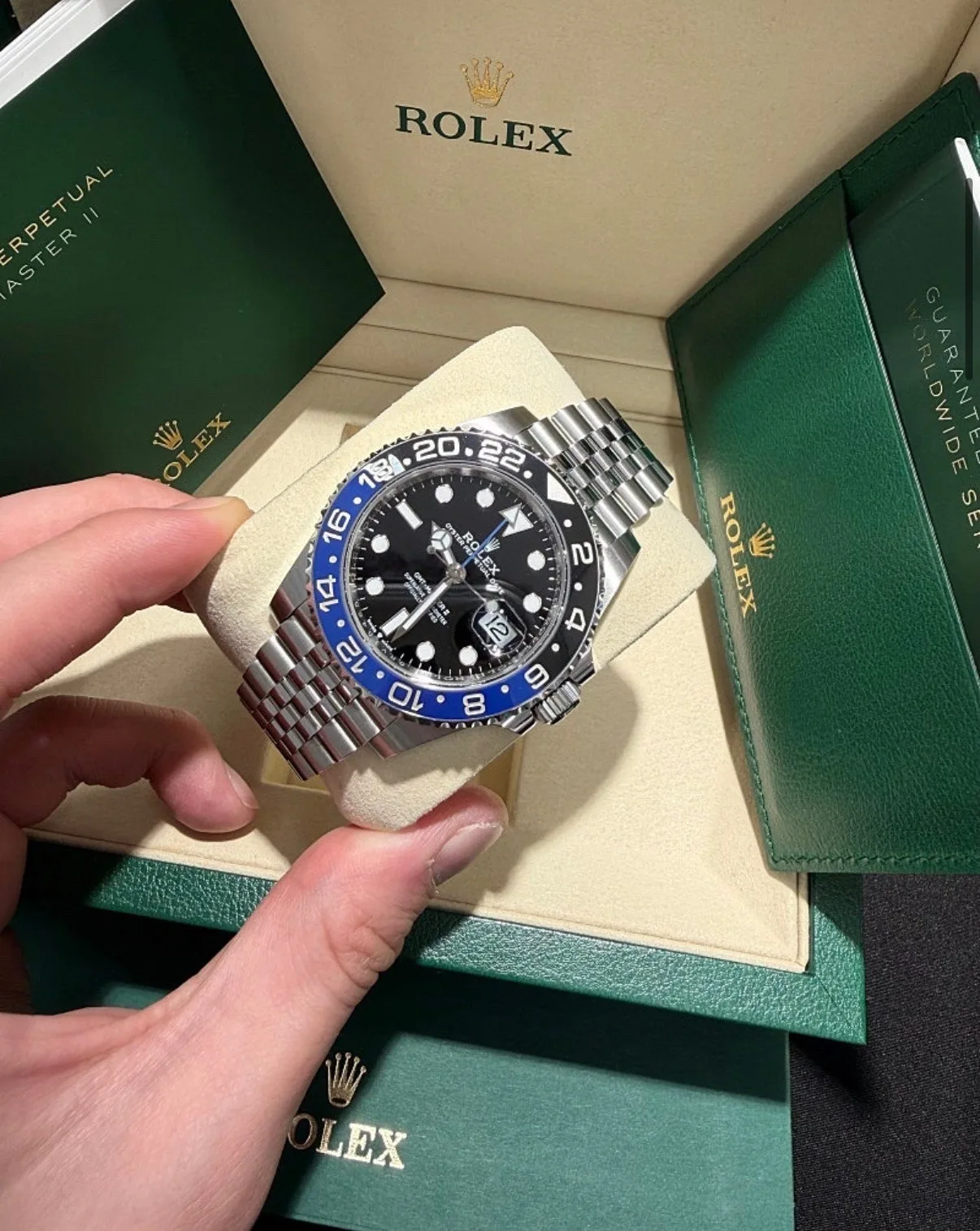 롤렉스 GMT 마스터 II 배트걸 2025 사진 7