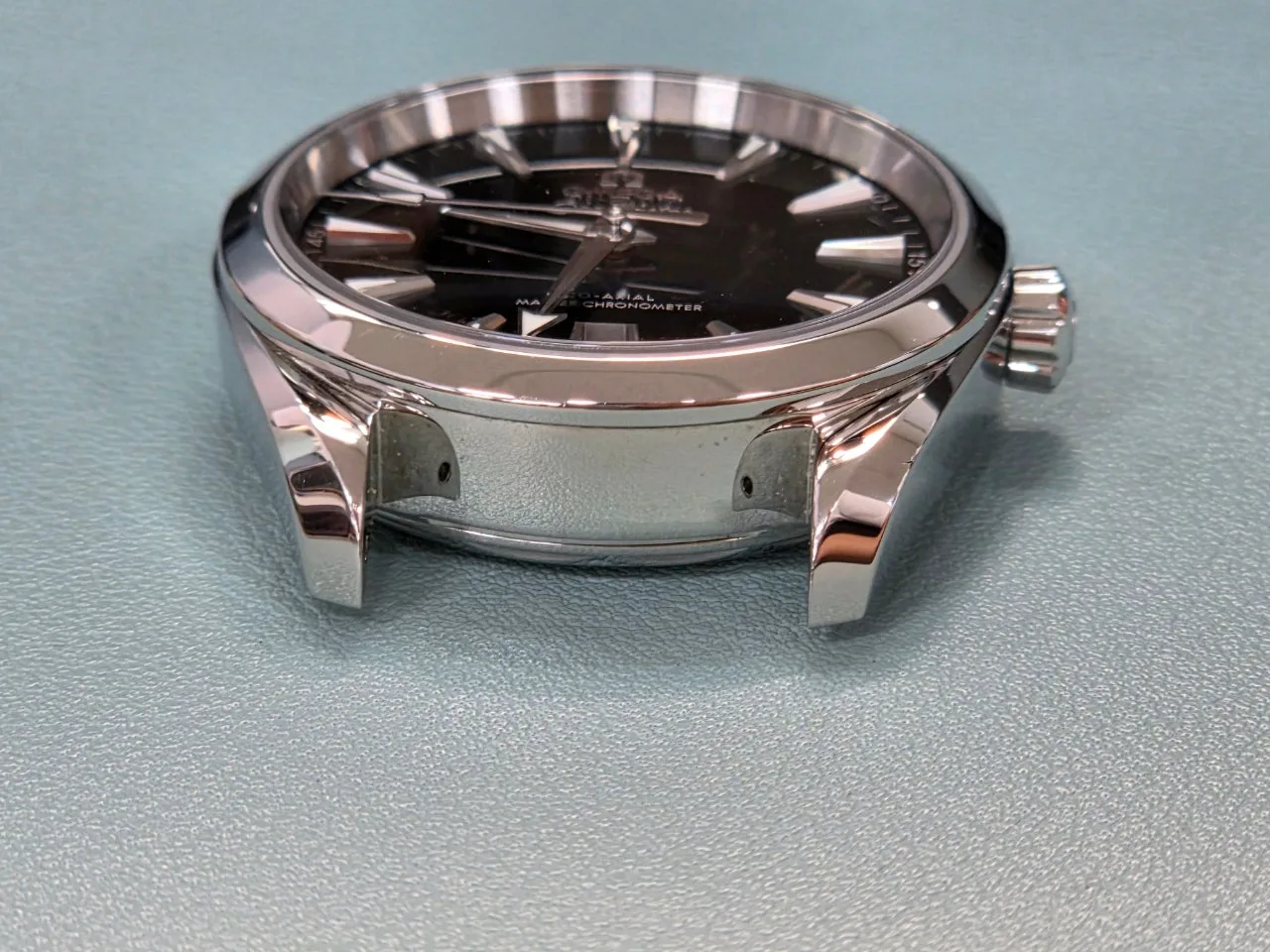 오메가 아쿠아테라 블랙래커 38mm 2024 사진 4