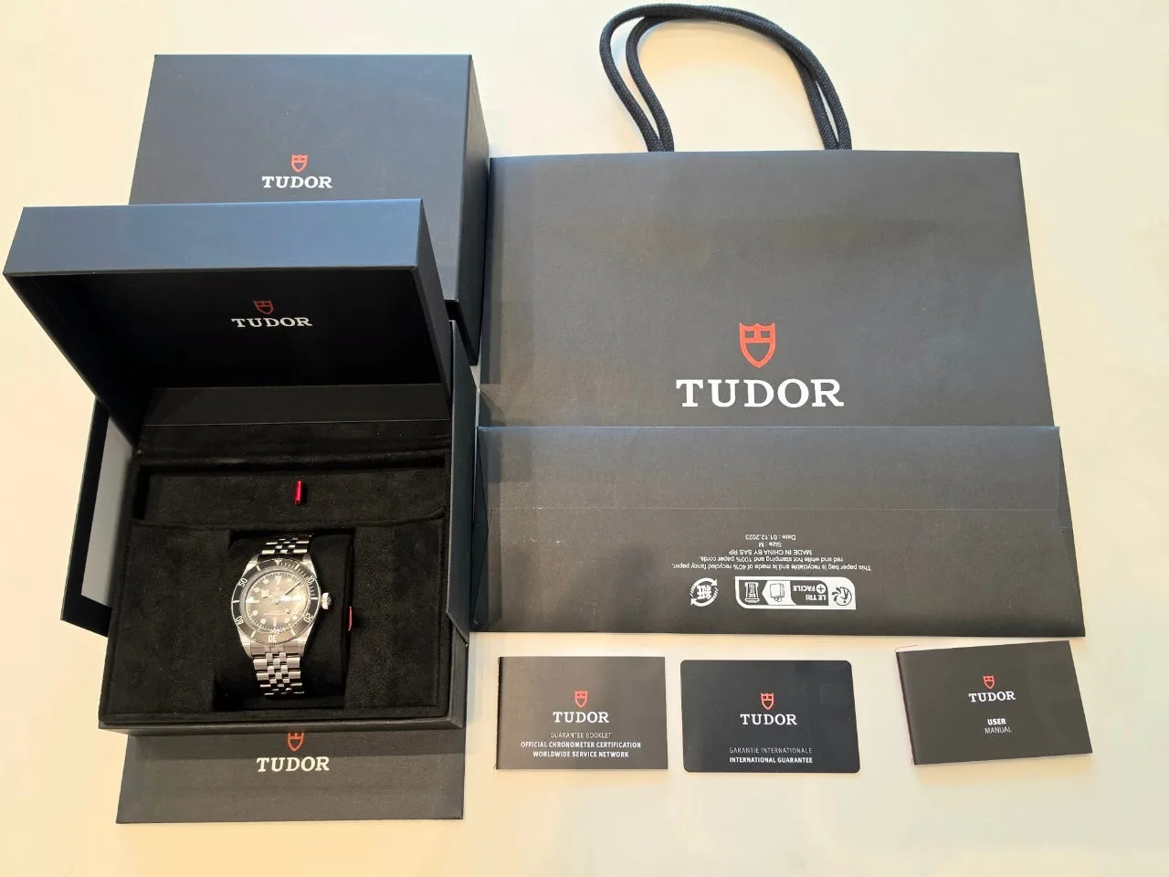 튜더 블랙베이 모노크롬 41mm 쥬빌레 2025 사진 5