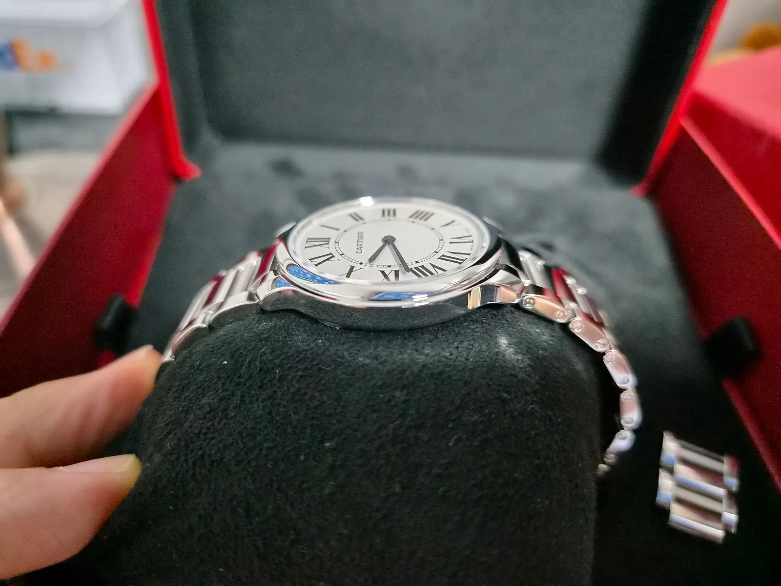 까르띠에 롱드 머스트 36 mm 브레이슬릿 모델 2025 사진 7