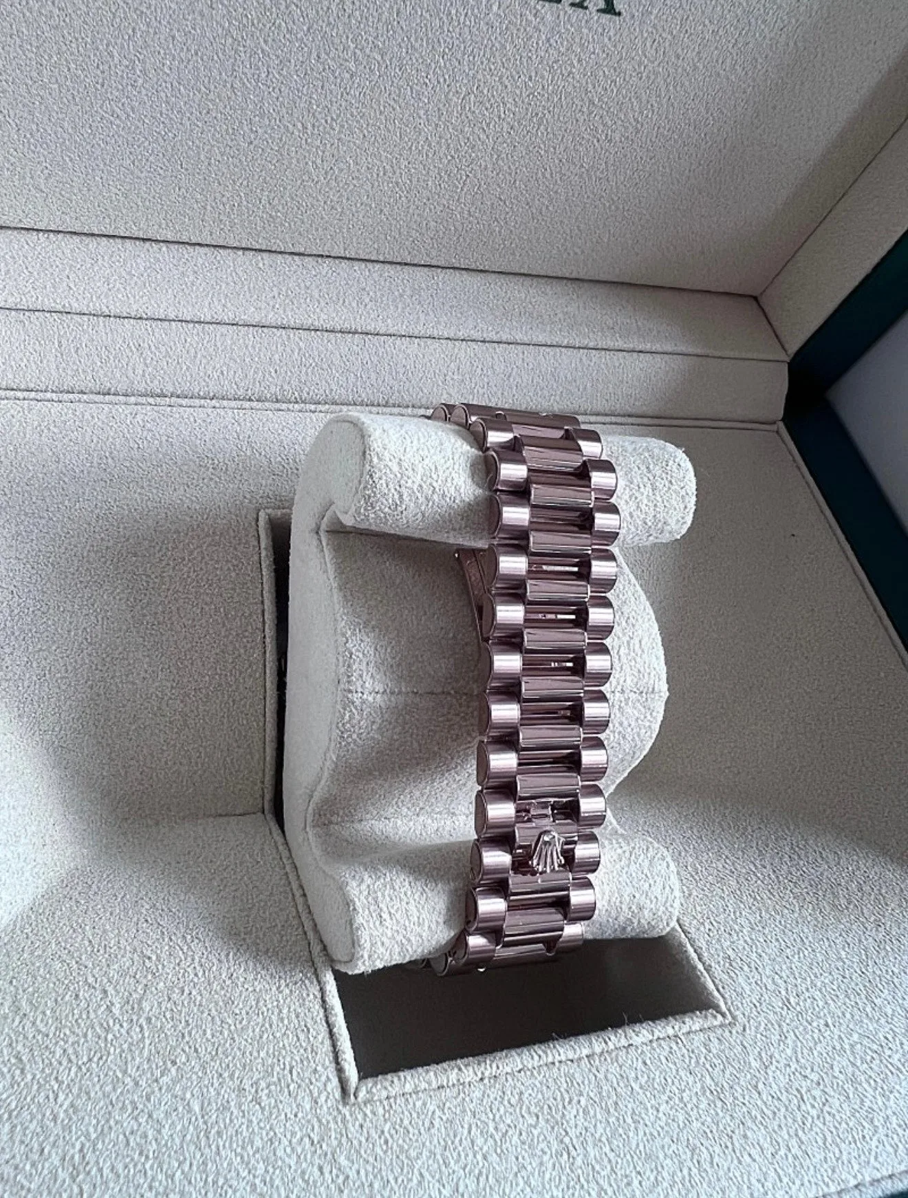 롤렉스 데이데이트 올리브그린 40mm 에버로즈골드 2024 사진 2