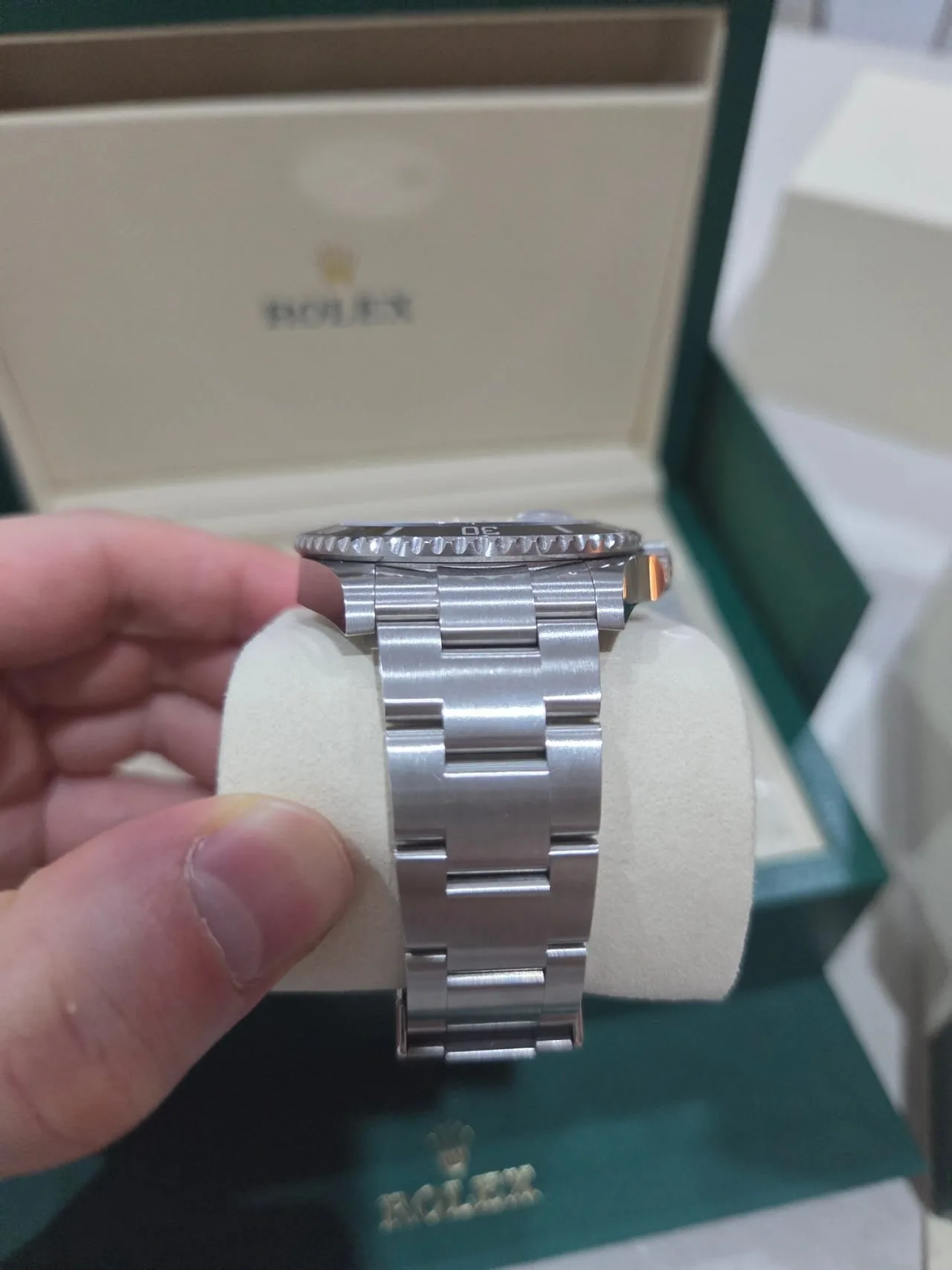 롤렉스 서브마리너 블랙 데이트 126610LN 2025 사진 3