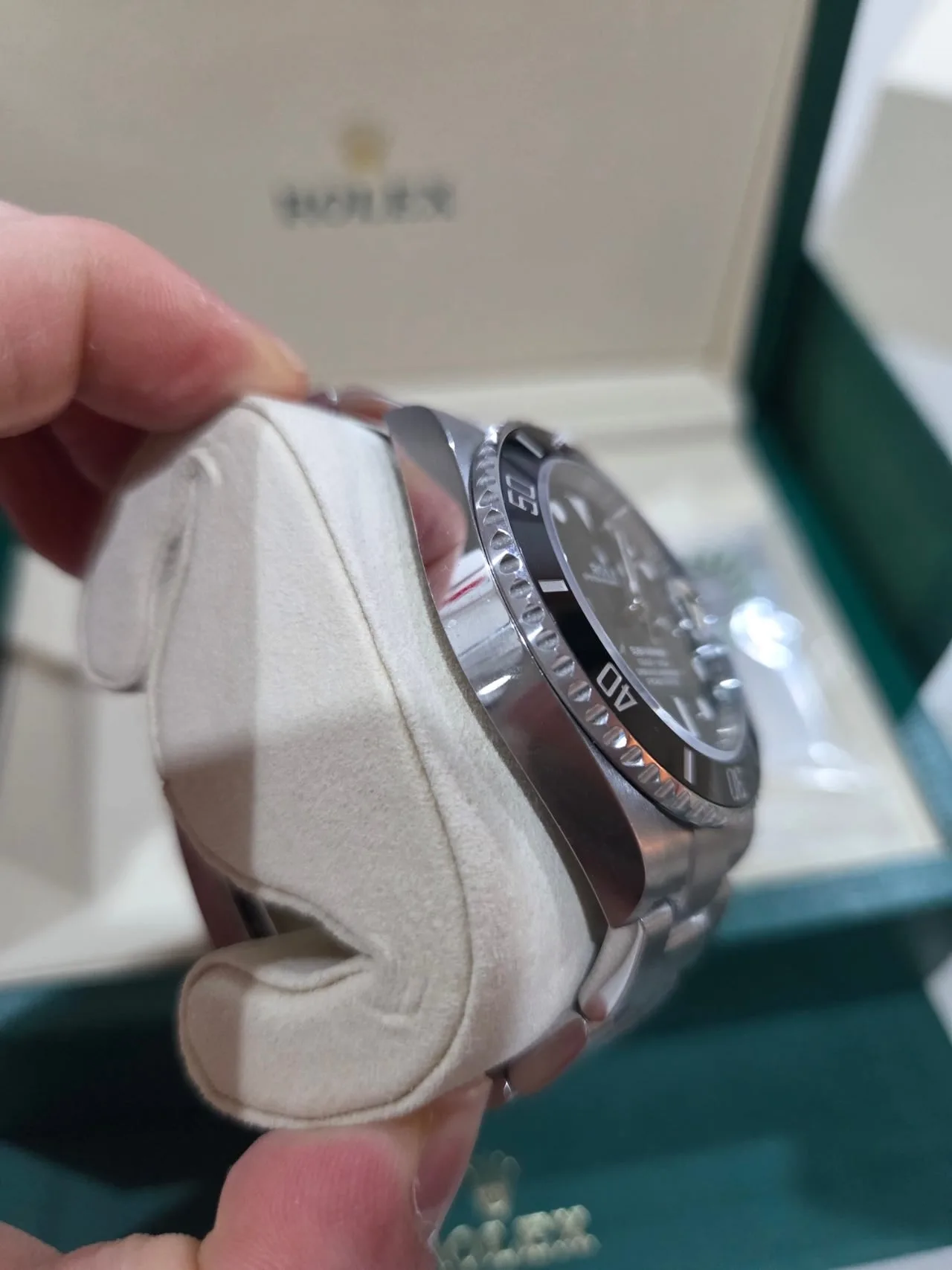 롤렉스 서브마리너 블랙 데이트 126610LN 2025 사진 5