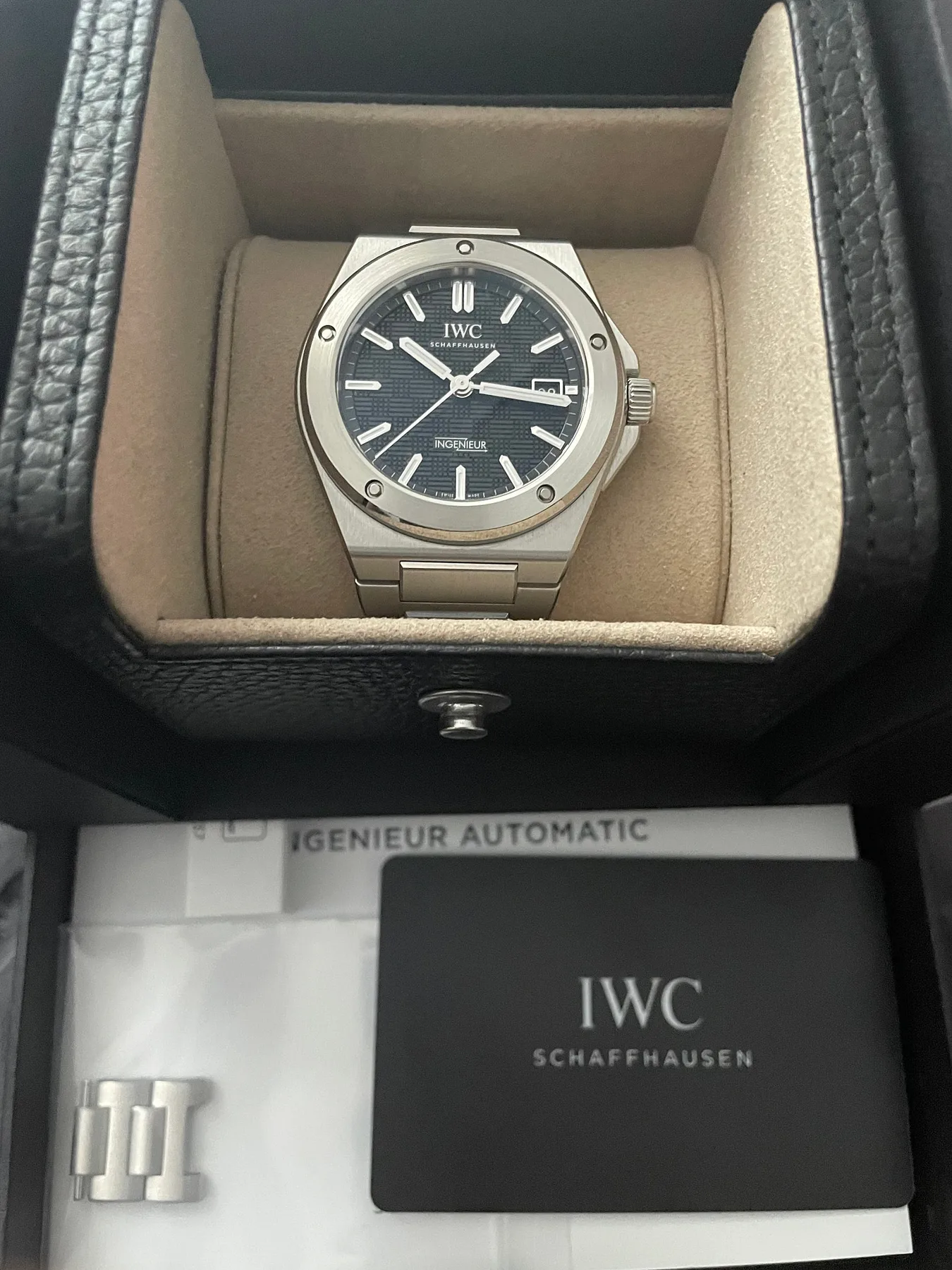 IWC 인제니어 40 신형 검판 2026 사진 8