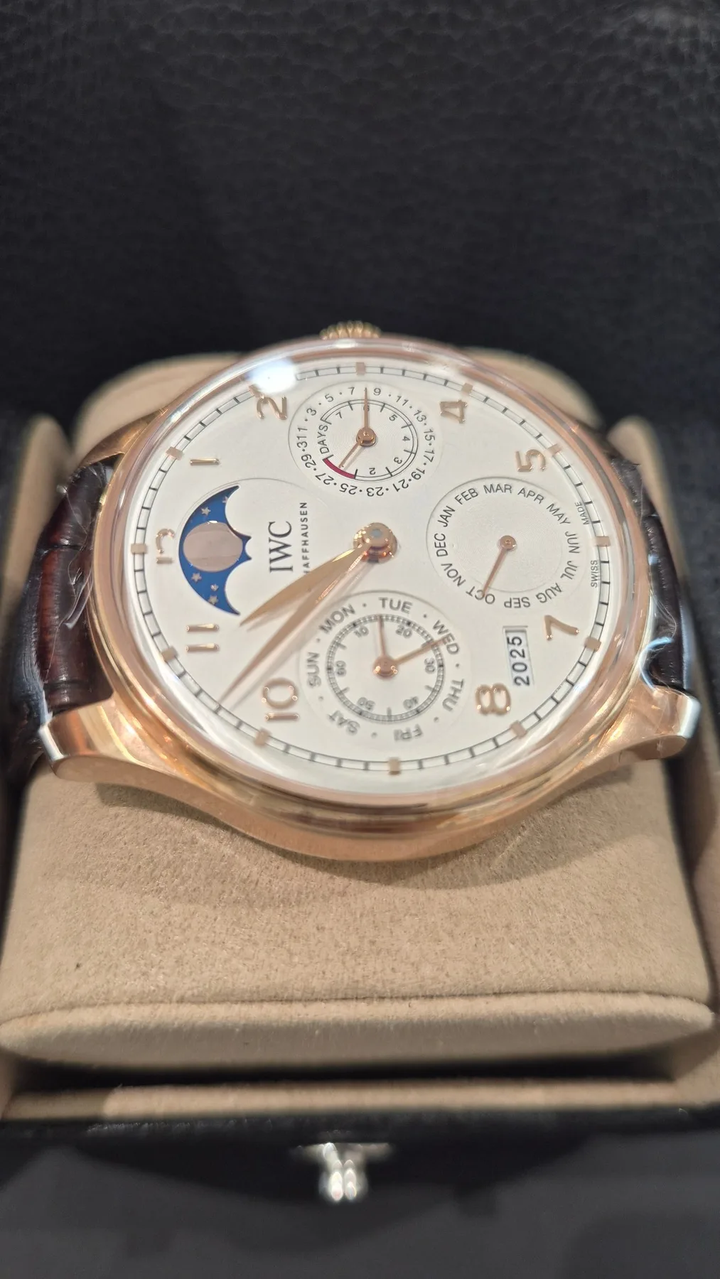 IWC 포루투기저 퍼페추얼 캘린더 2017 사진 3