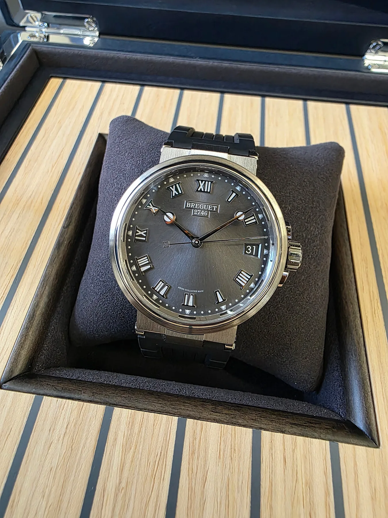 브레게 마린 40mm 그레이 티타늄 2019 사진 1