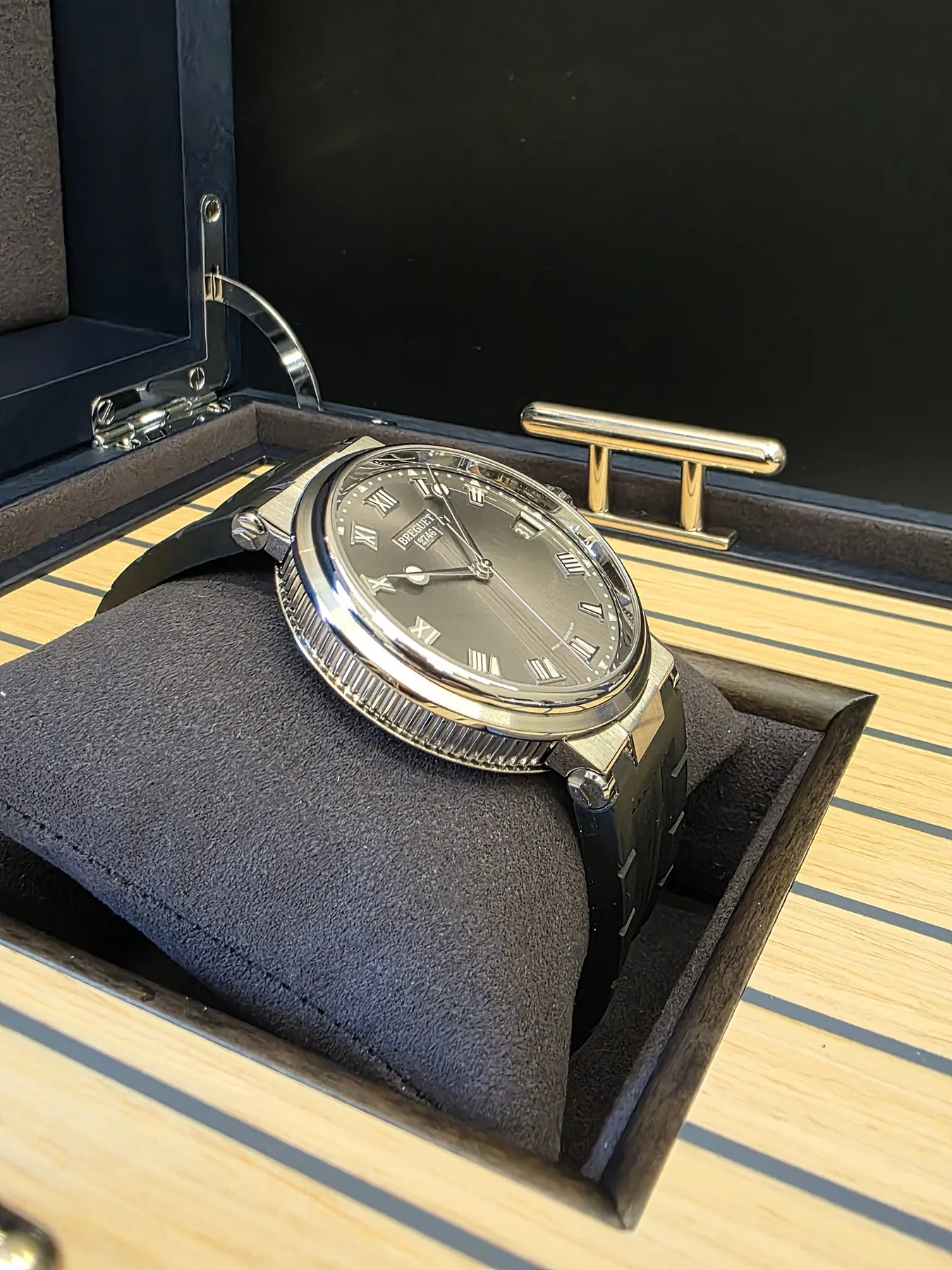 브레게 마린 40mm 그레이 티타늄 2019 사진 5