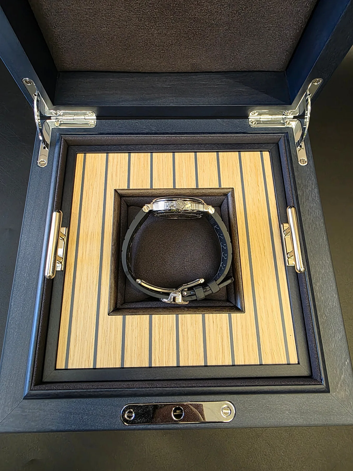 브레게 마린 40mm 그레이 티타늄 2019 사진 7