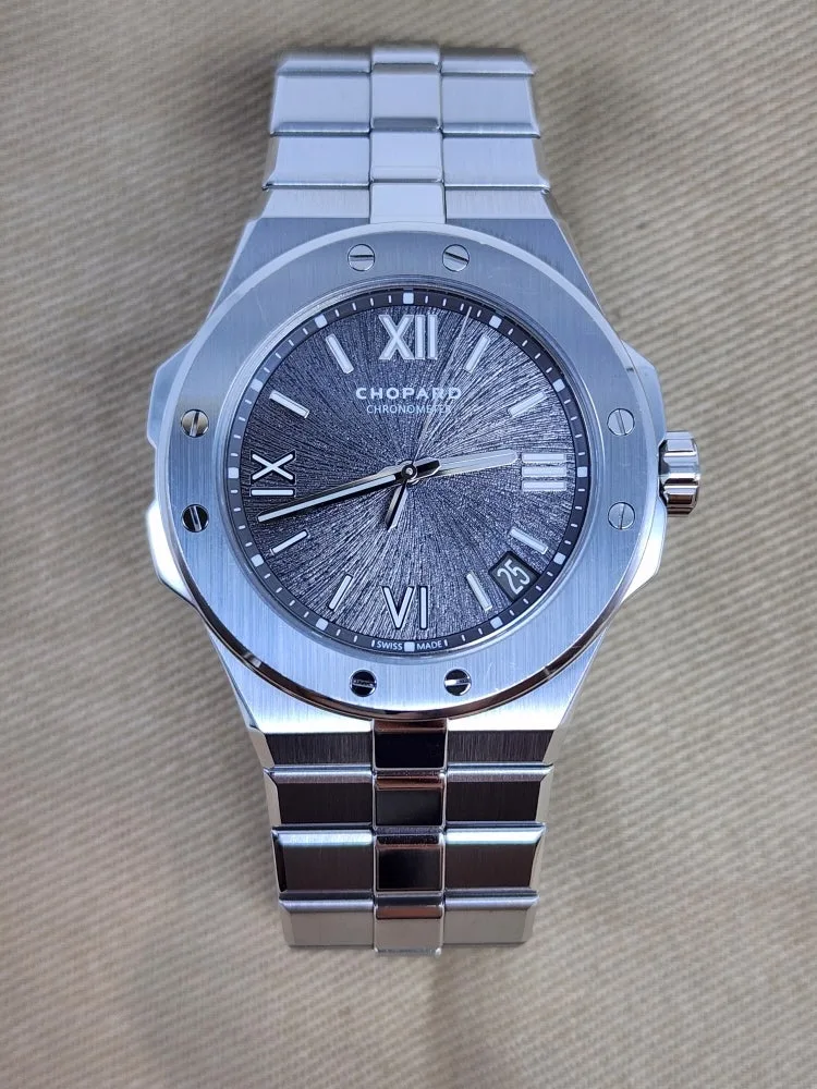 쇼파드 알파인이글 회판 41mm 2021 사진 8