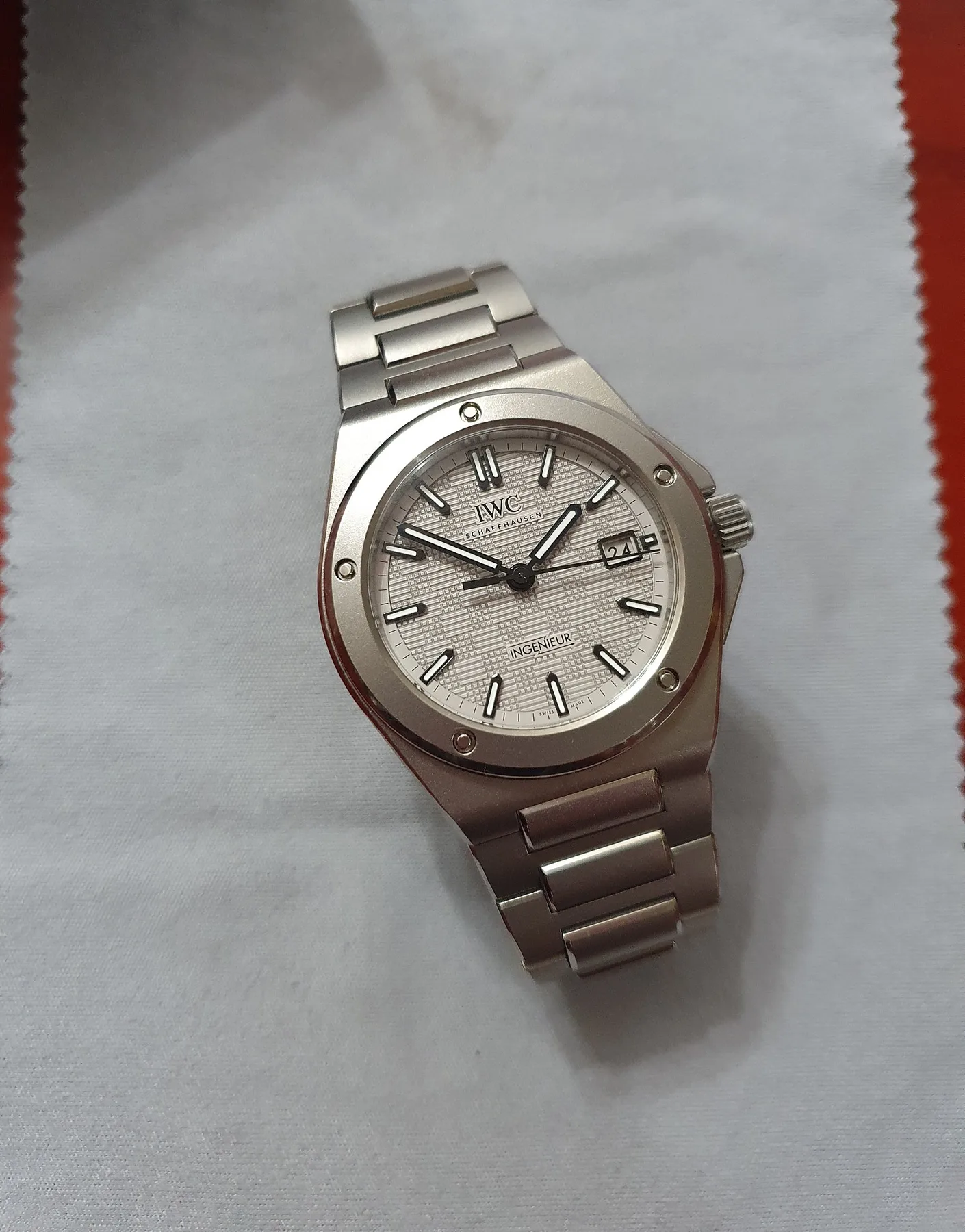 IWC 인제니어 40 티타늄 2025 사진 2