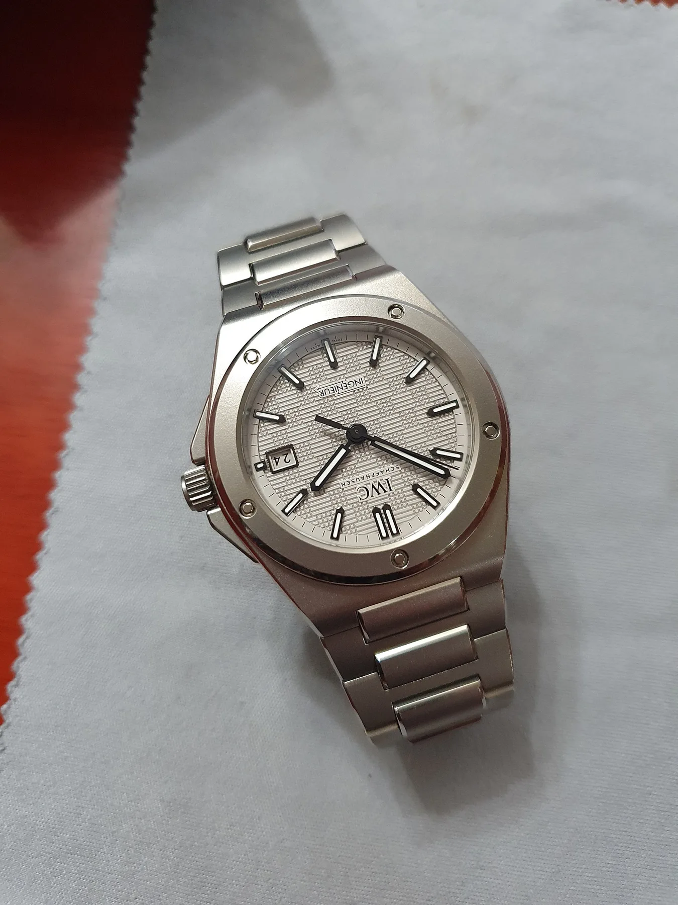 IWC 인제니어 40 티타늄 2025 사진 4