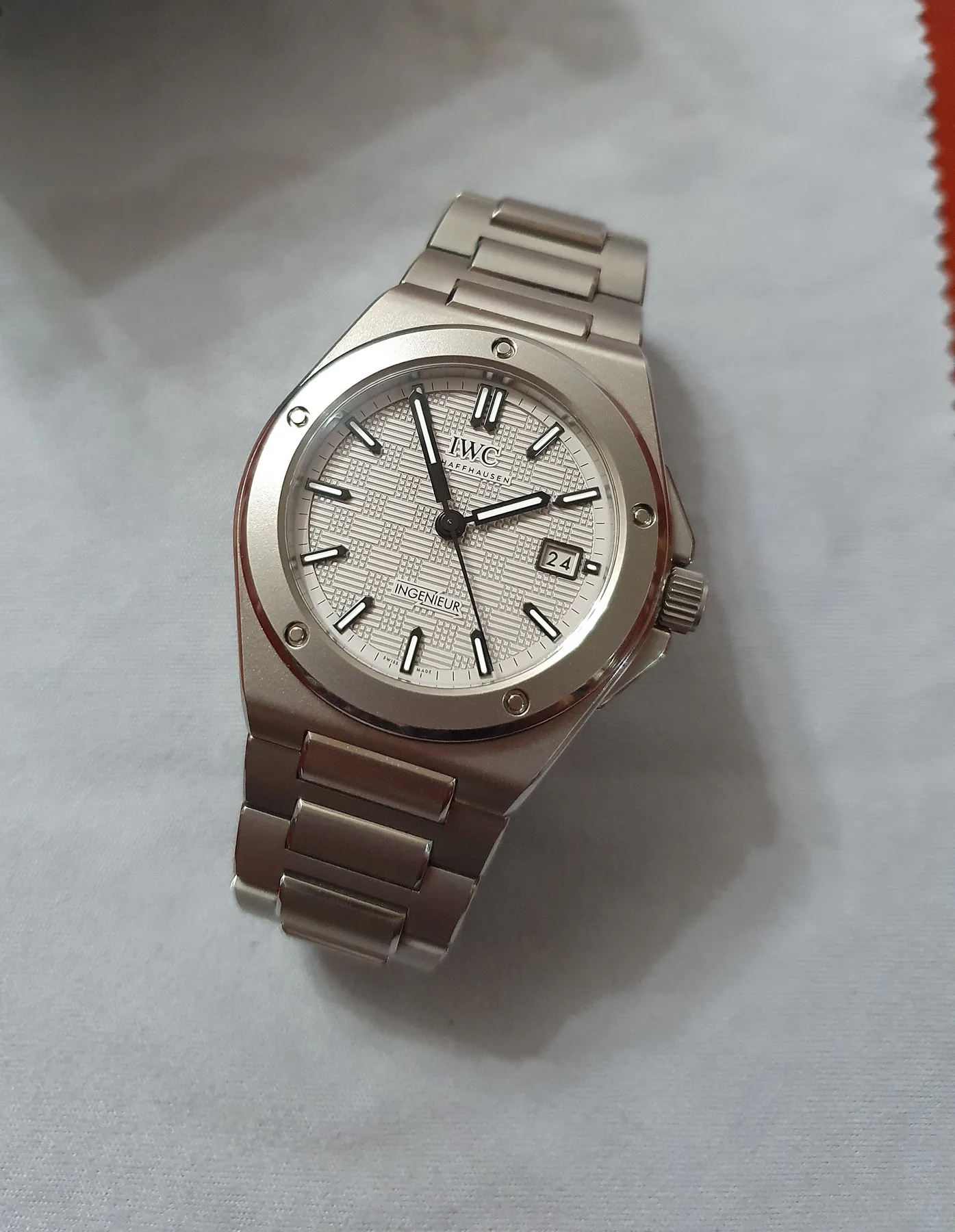 IWC 인제니어 40 티타늄 2025 사진 5