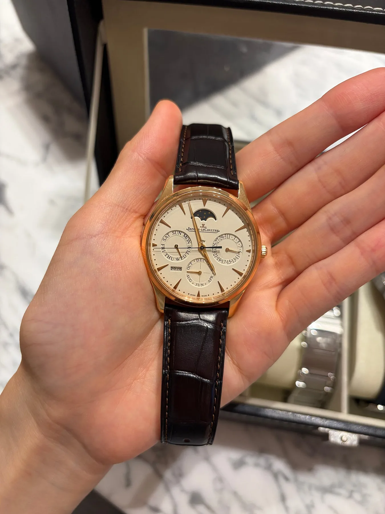 예거르쿨트르 마스터울트라씬 퍼페츄얼 39mm 2025 사진 3