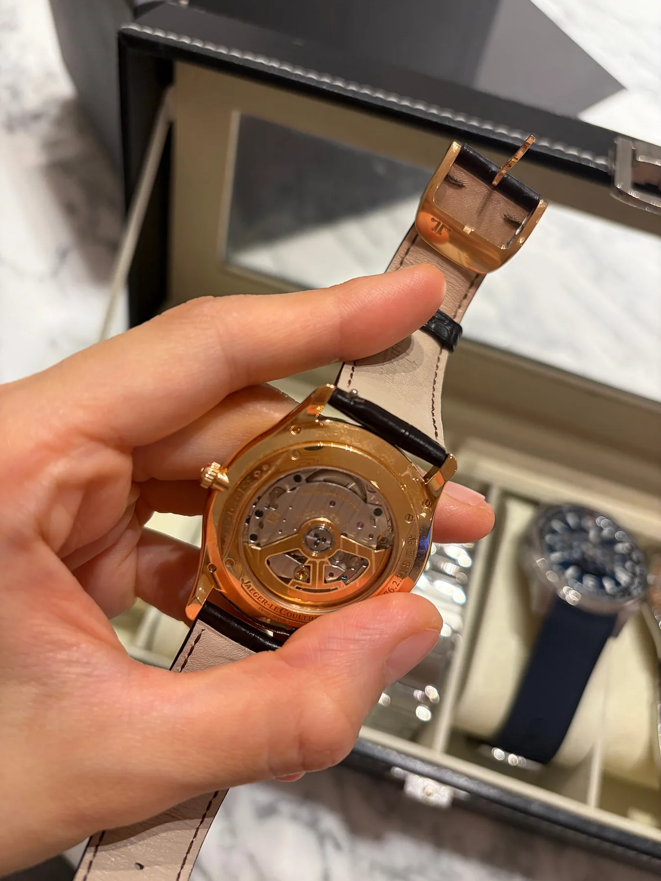 예거르쿨트르 마스터울트라씬 퍼페츄얼 39mm 2025 사진 4