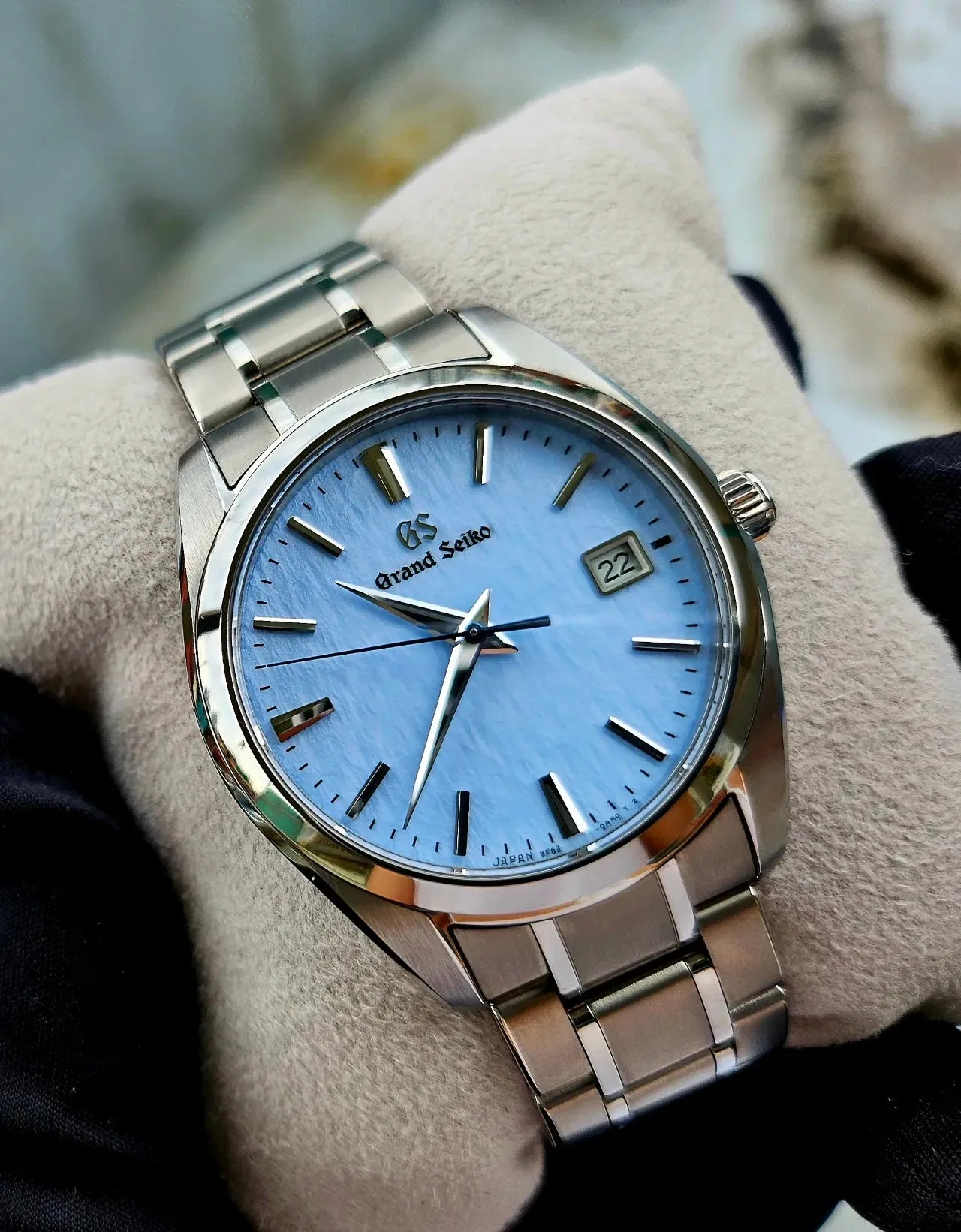 그랜드세이코 푸른눈송이 쿼츠 37mm SBGX357 2026 사진 1