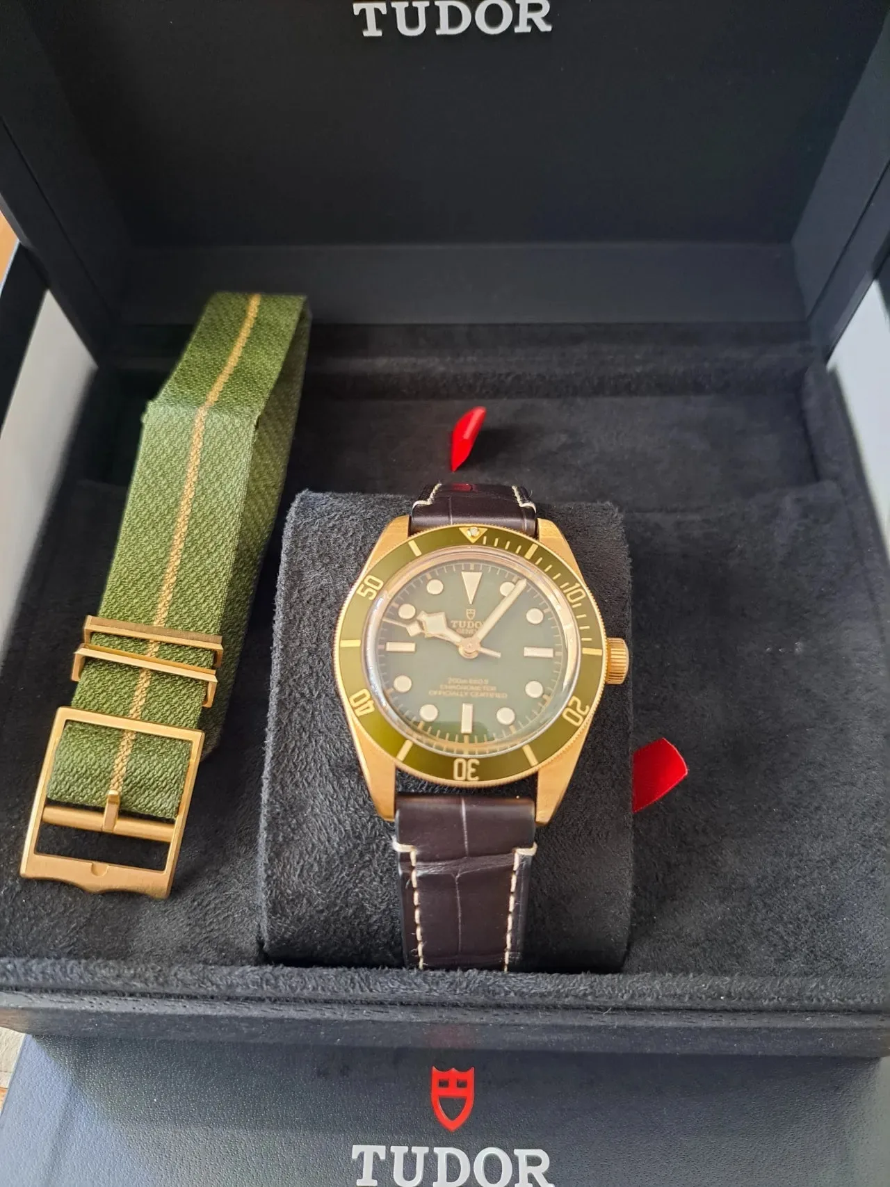 튜더 블랙베이 58 18k 녹금 39mm 2024 사진 2