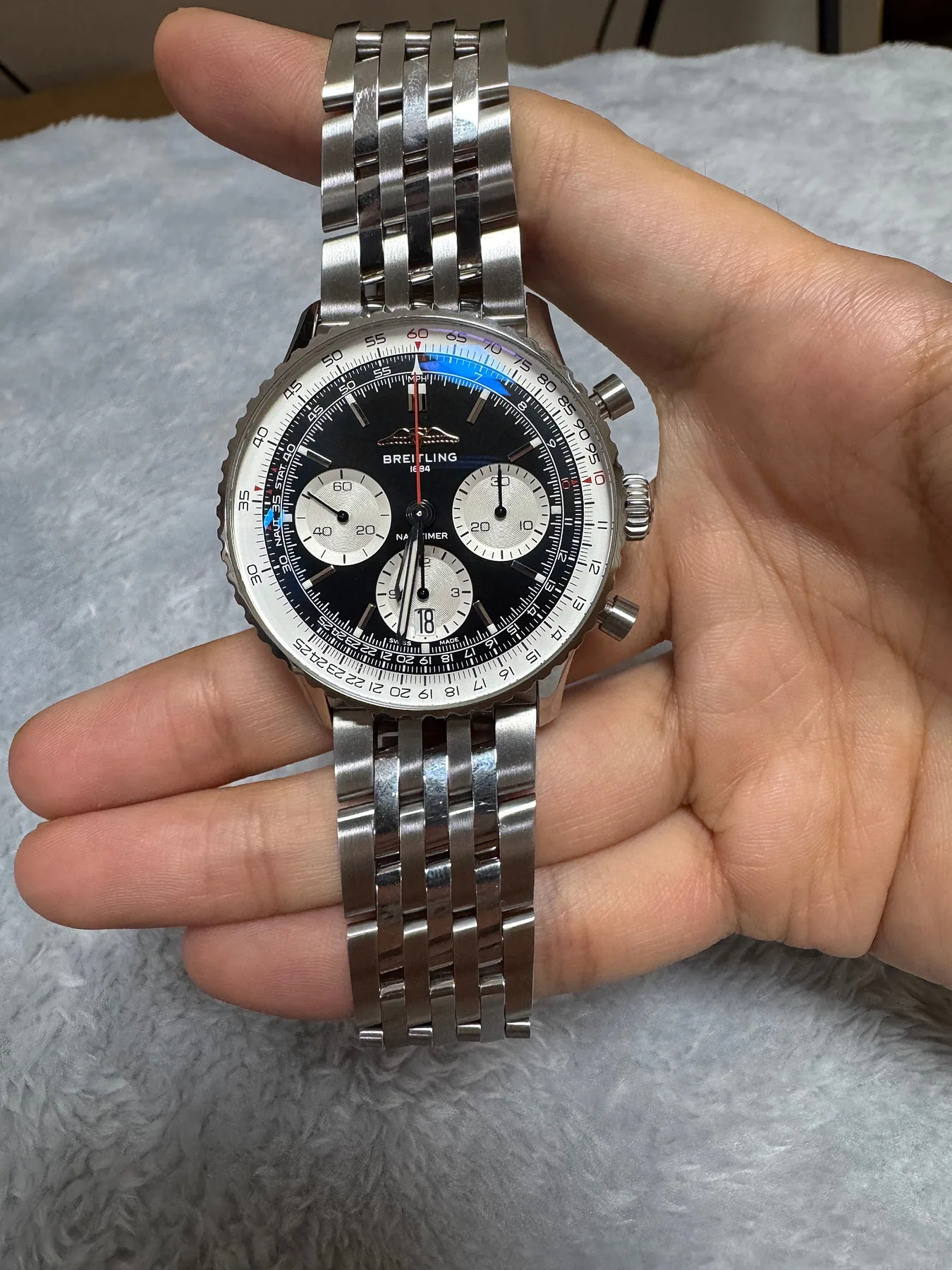 브라이틀링 내비타이머 B01 41mm 2023 사진 2