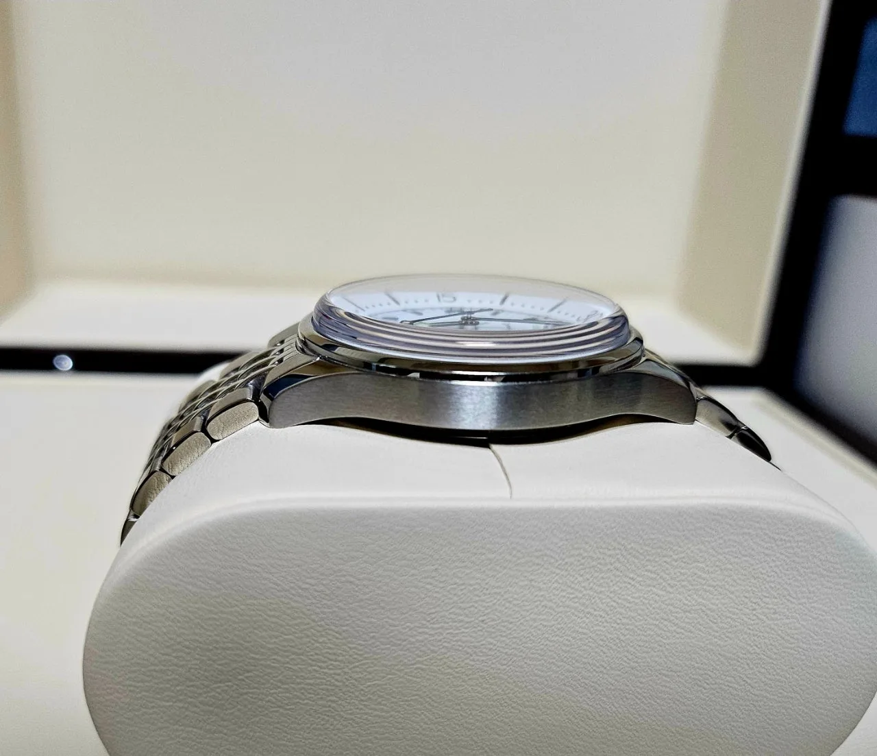 론진 레전드다이버 39mm 흰판 2025 사진 6