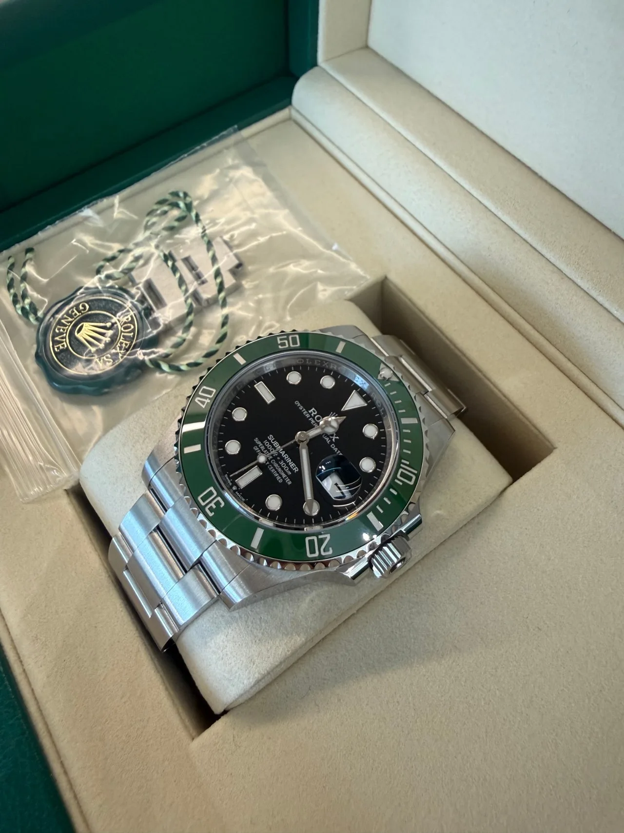 롤렉스 서브마리너 스타벅스 126610LV 2026 사진 2