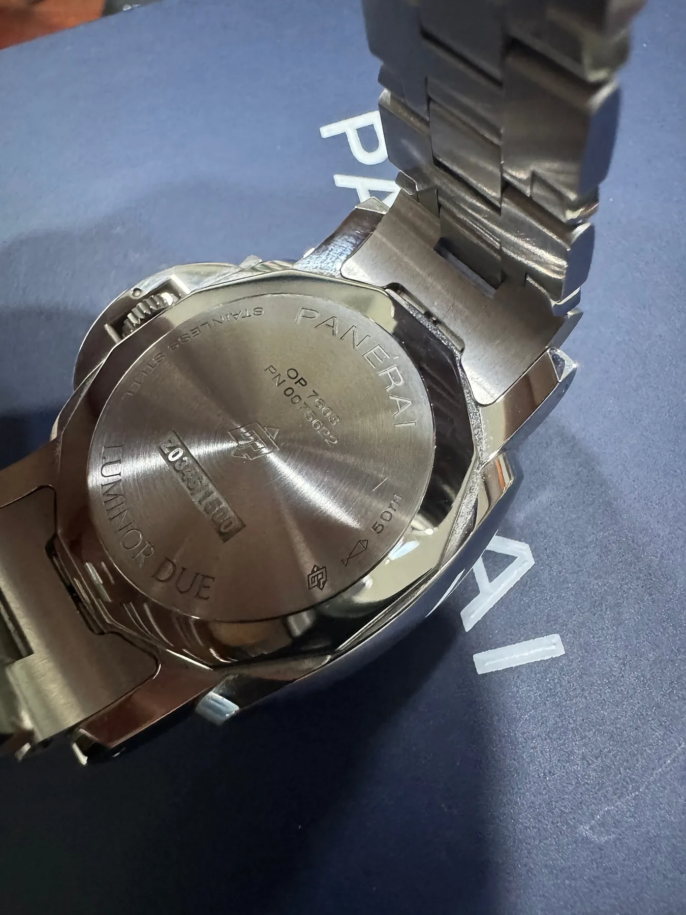 파네라이 루미노르 듀에 38mm 청판 브레이슬릿 2025 사진 5
