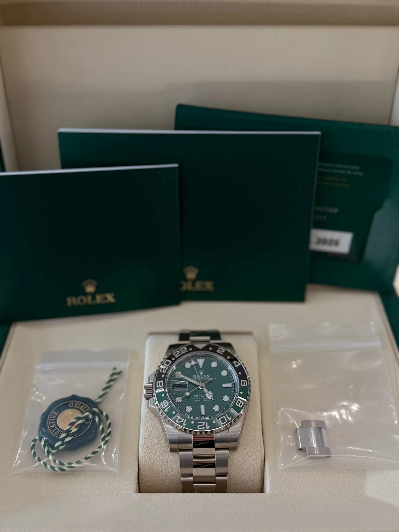 롤렉스 GMT MASTER 2 스프라이트 화골 그린세라믹 오이스터 2025 사진 6