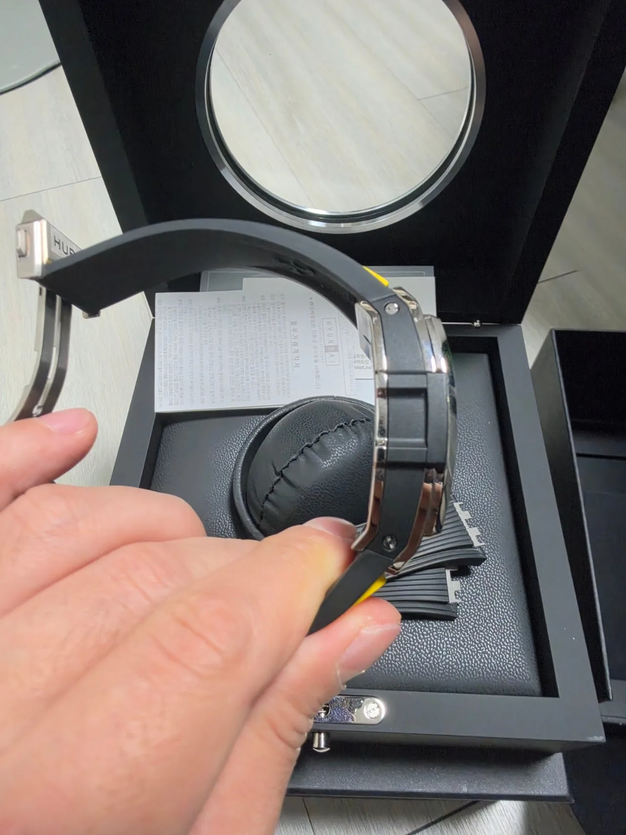 위블로 스피릿 오브 빅뱅 티타늄 42mm 2023 사진 4