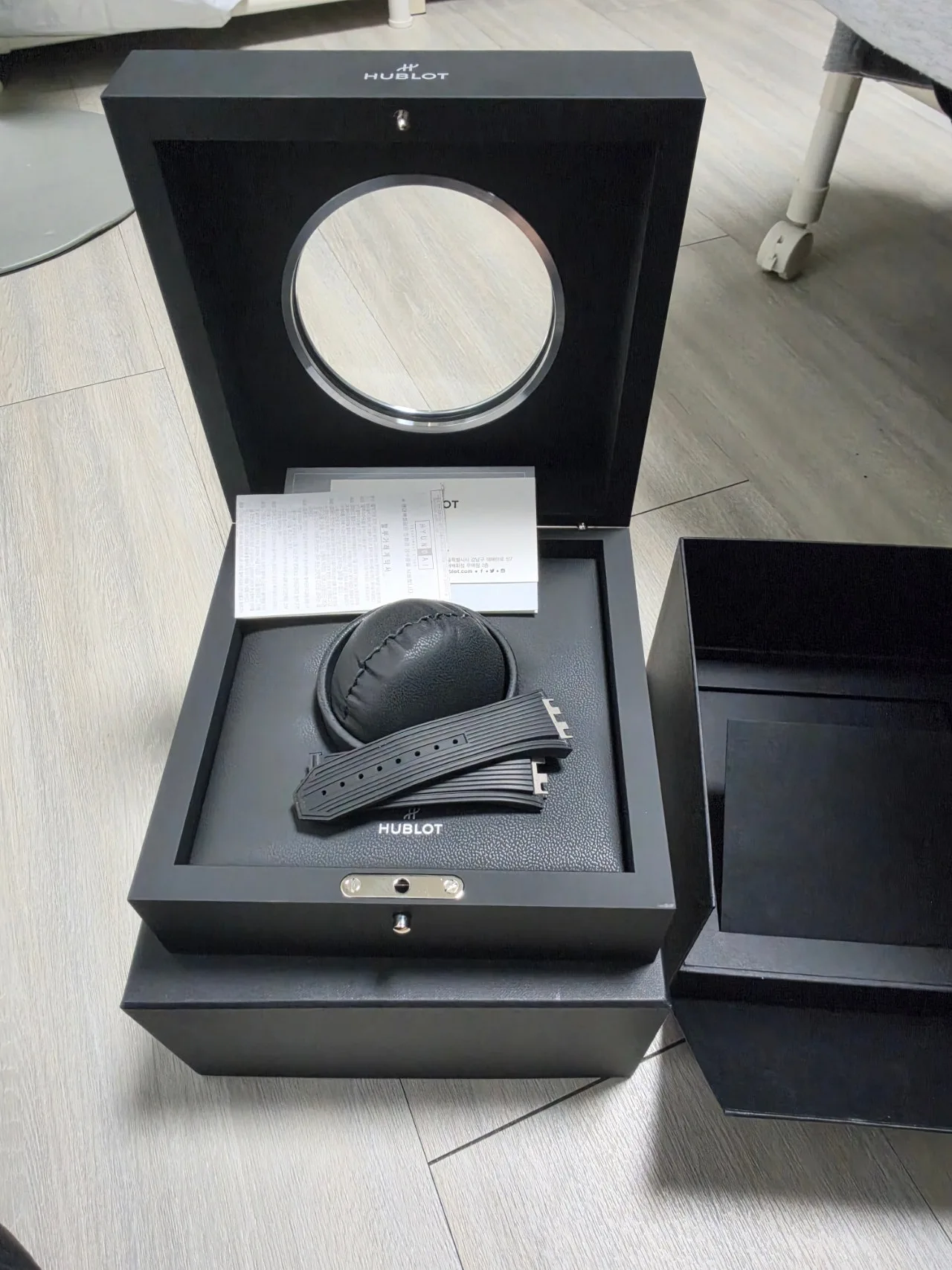 위블로 스피릿 오브 빅뱅 티타늄 42mm 2023 사진 7