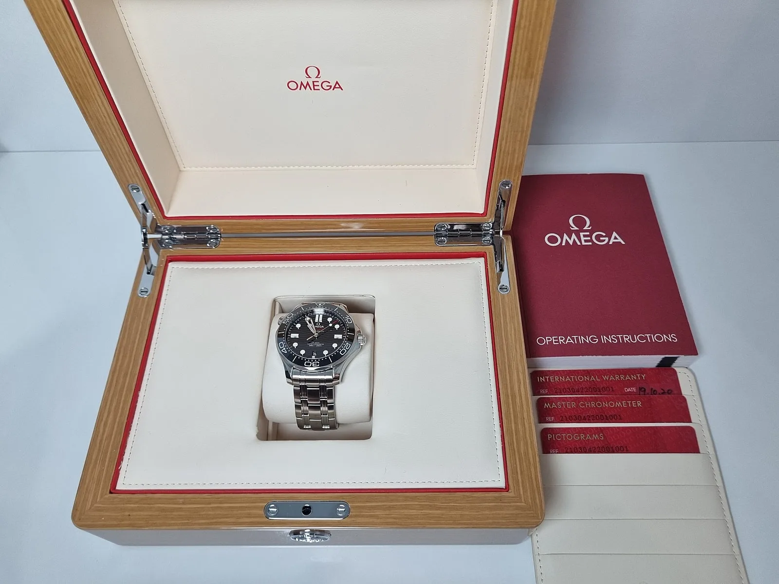 오메가 씨마스터 다이버300 검판 신형 42mm 2019 사진 5