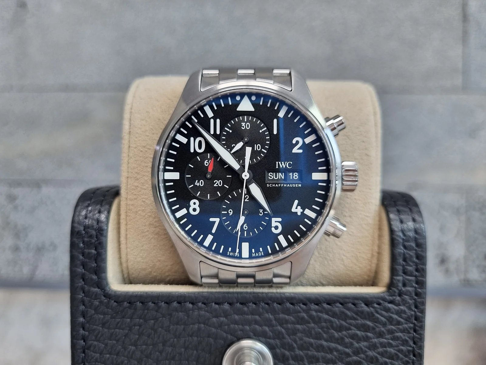 IWC 파일럿 크로노그래프 검판 43mm 2021 사진 6