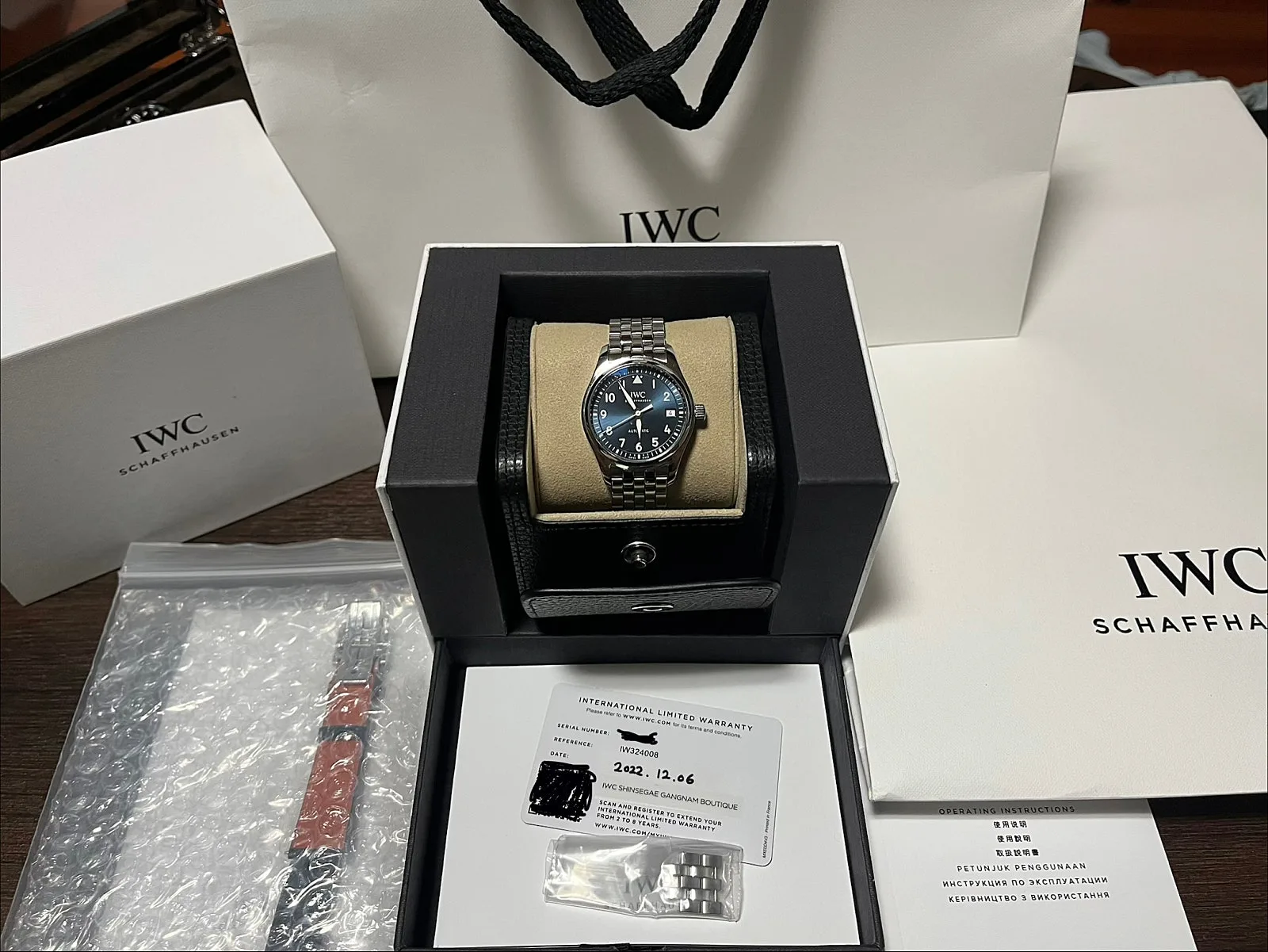 IWC 파일럿 36 구형 청판 2022 사진 8