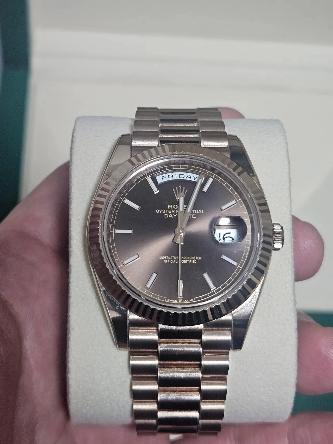 롤렉스 데이데이트 40mm 로즈골드 초코 2024 사진 2