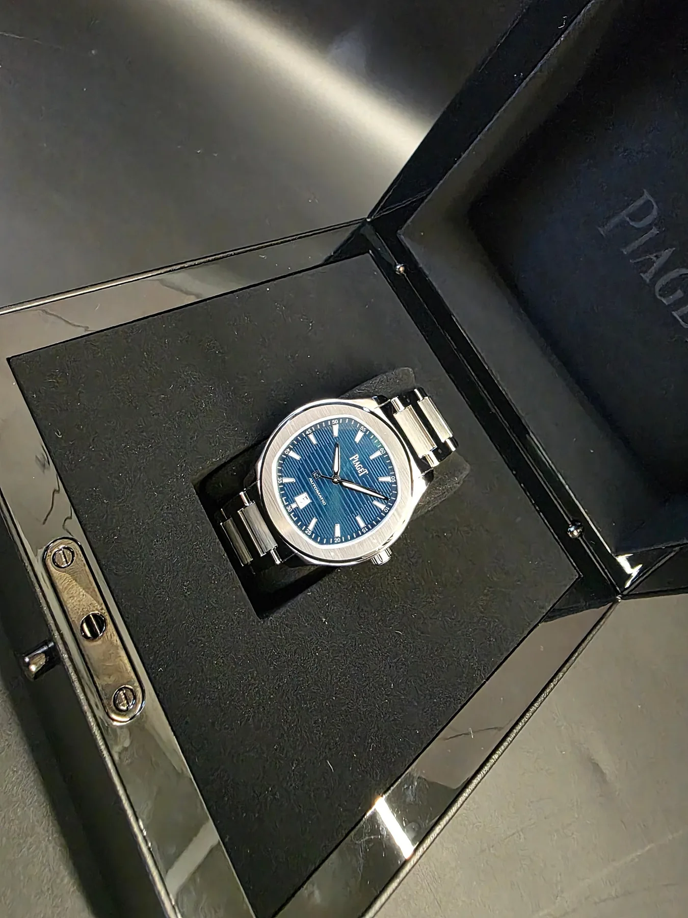 피아제 폴로 데이트 뉴필드 42mm 그린 다이얼 스틸 G0A49022 2026 사진 2
