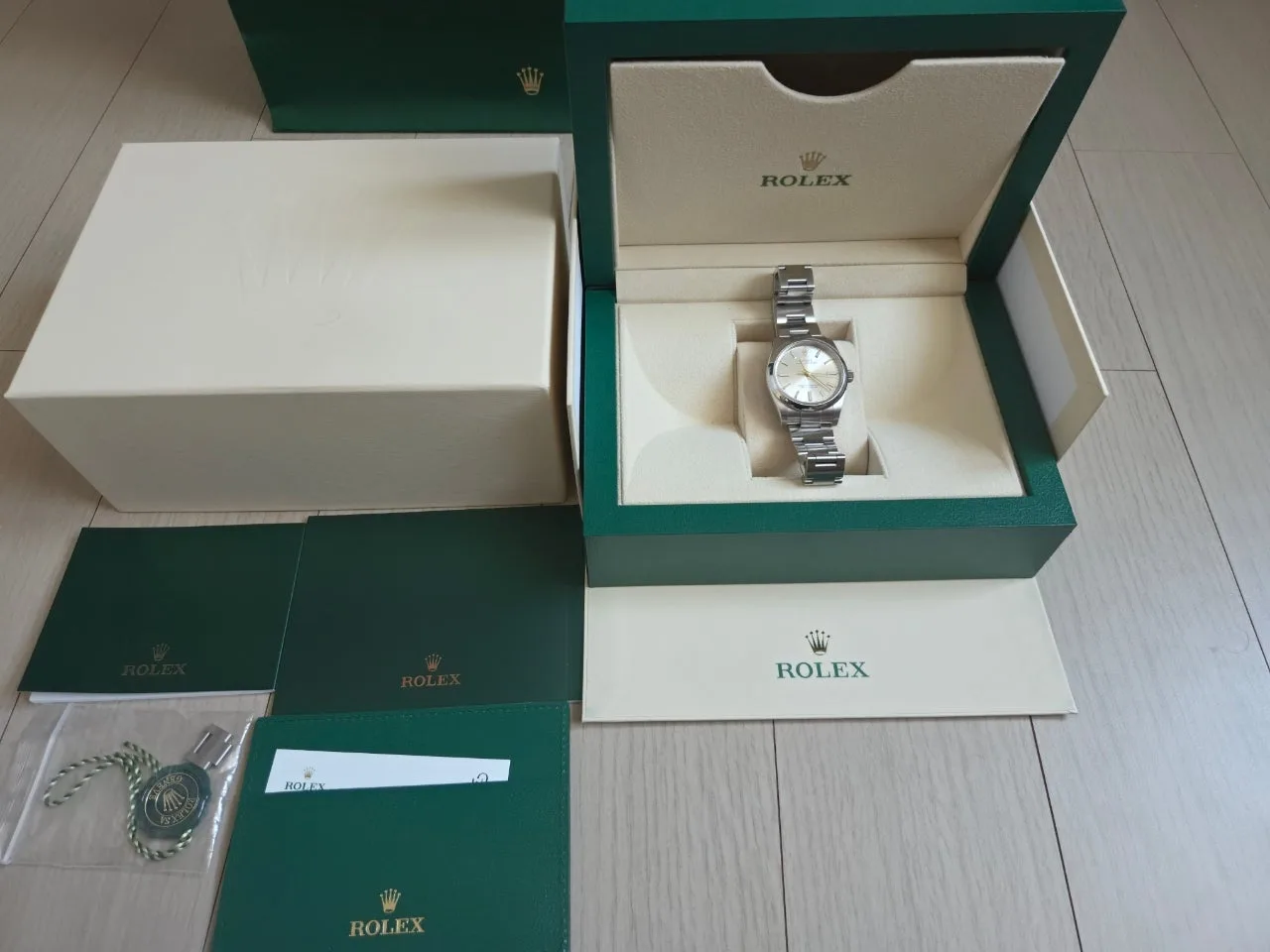 롤렉스 오이스터퍼페츄얼 124200 실버 34 2022 사진 1