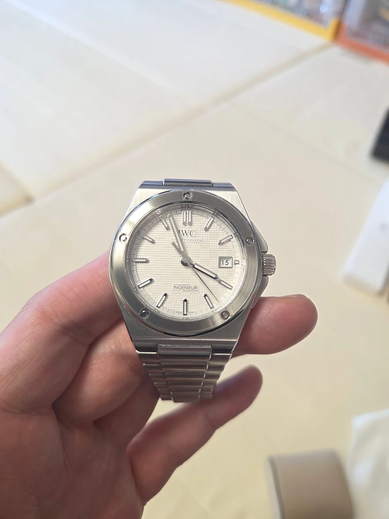 IWC 인제니어 40 화이트 2026 사진 2