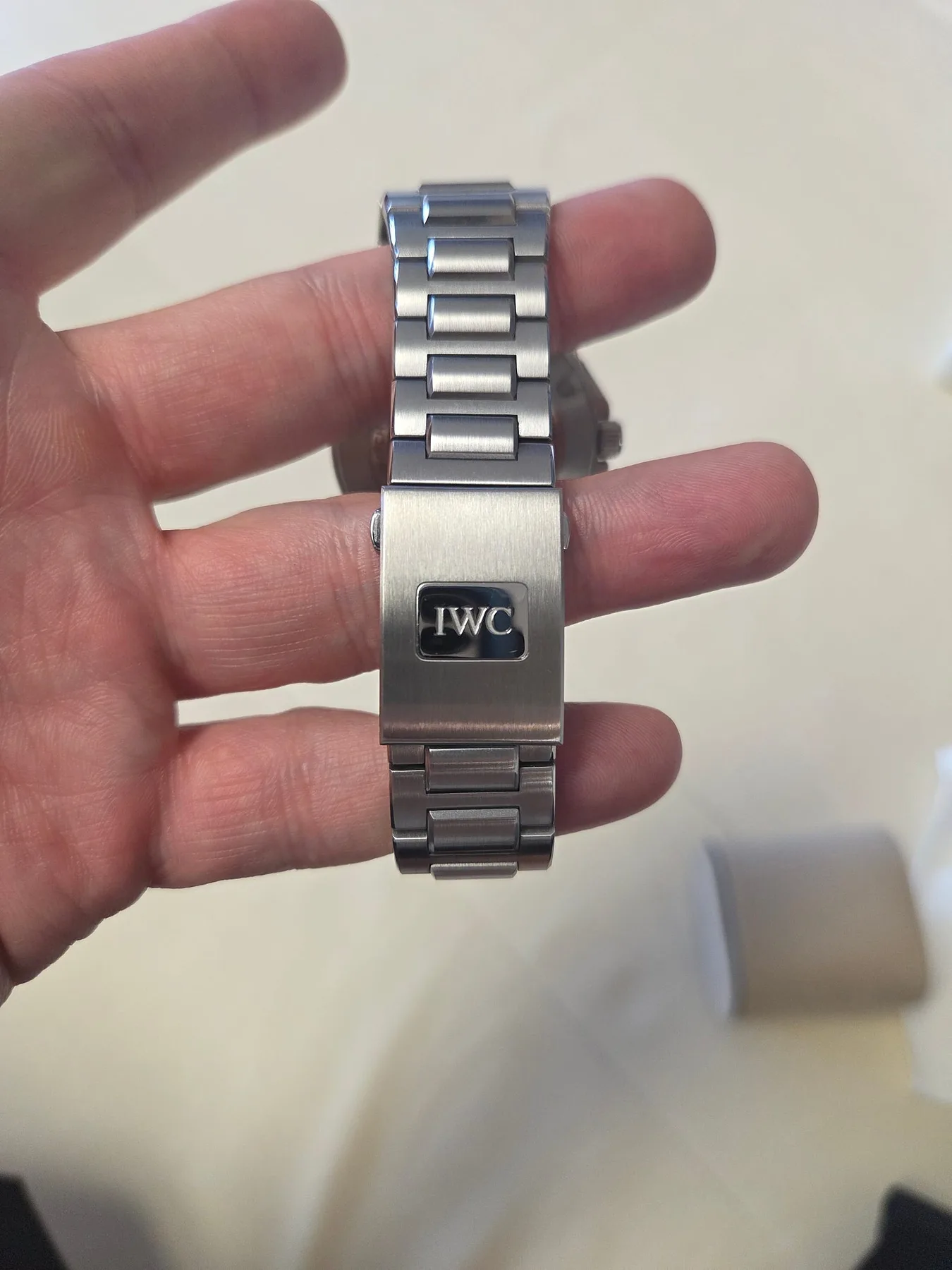 IWC 인제니어 40 화이트 2026 사진 7