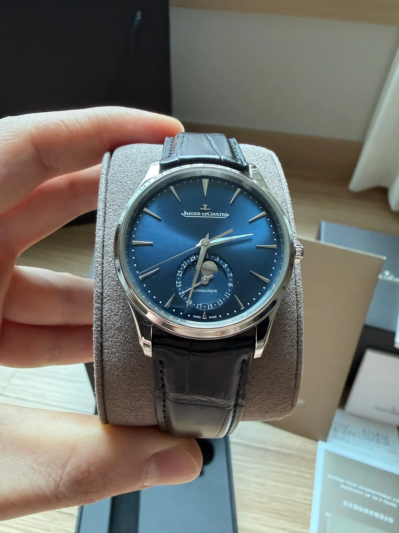 예거르쿨트르 마스터 울트라 씬 문페이즈 39mm 청판 2023 사진 1