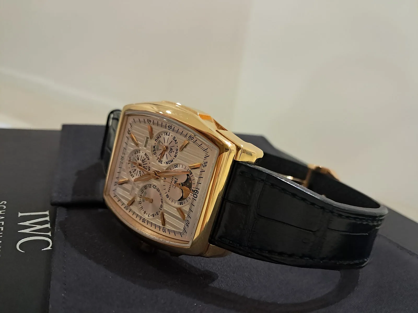IWC 다빈치 퍼페츄얼캘린더 18k 골드 한정판 2016 사진 4