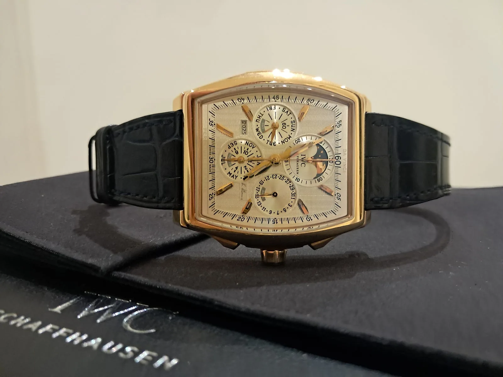 IWC 다빈치 퍼페츄얼캘린더 18k 골드 한정판 2016 사진 6