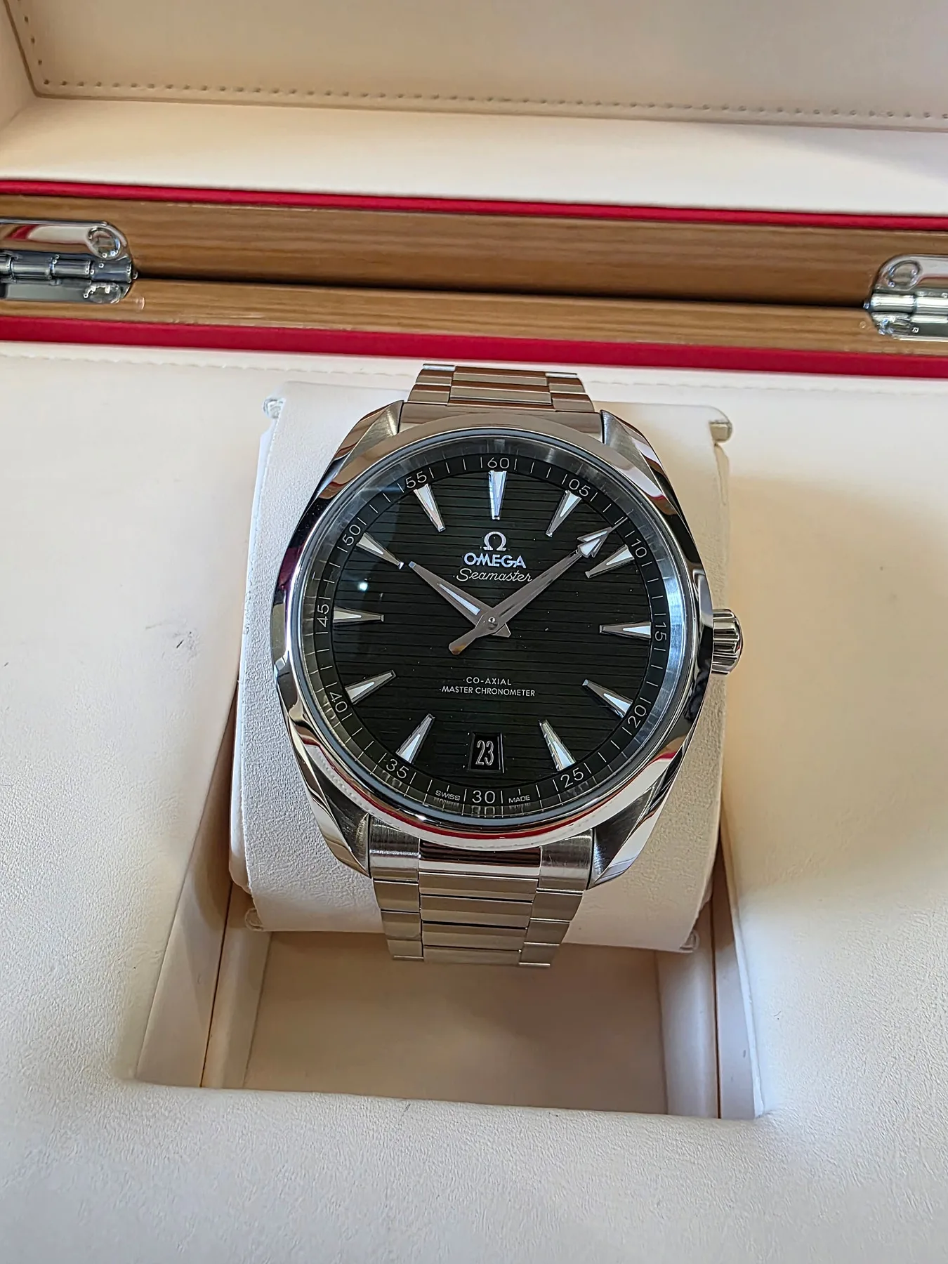 오메가 씨마스터 아쿠아테라 41mm 그린 스틸 2020 사진 1
