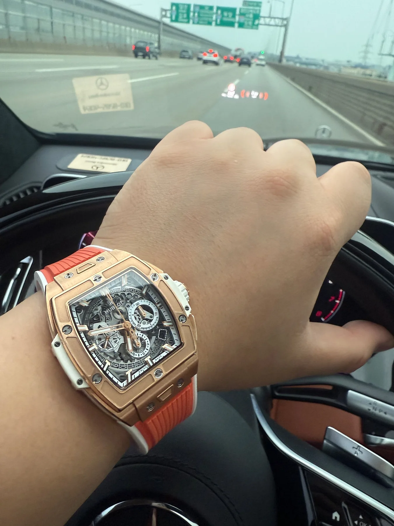 위블로 스피릿 오브 빅뱅 로골 화이트 42mm 2022
