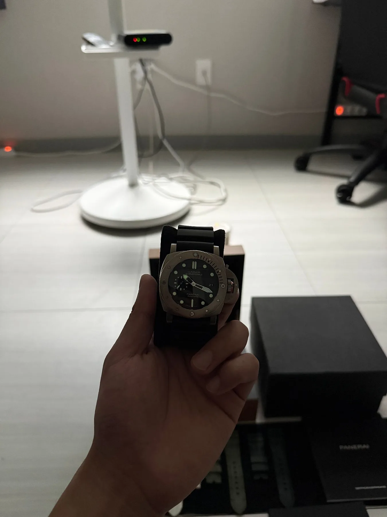 파네라이 섭머저블 PAM01305 티타늄 2019 사진 2