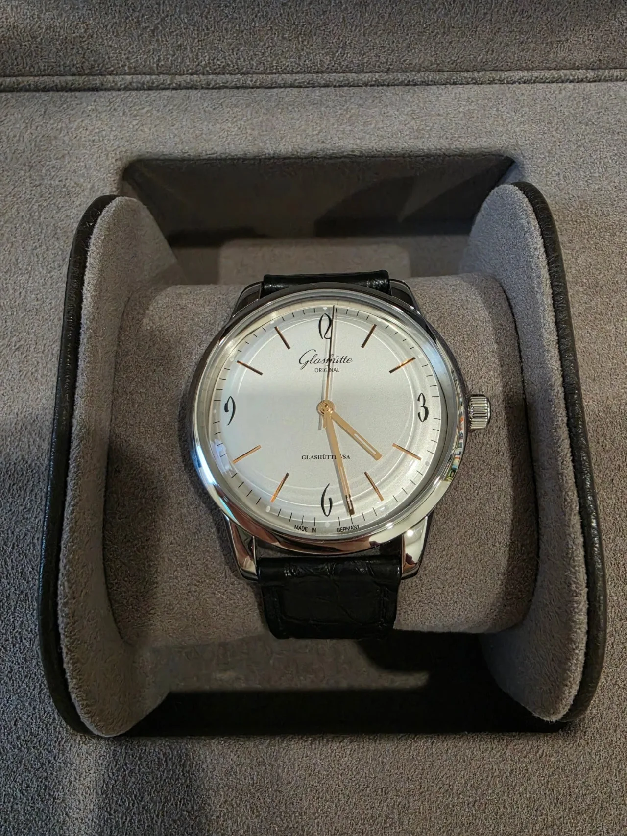 글라슈테오리지날 글라슈테 오리지널 식스티즈 39mm 실버화이트 2025 사진 4