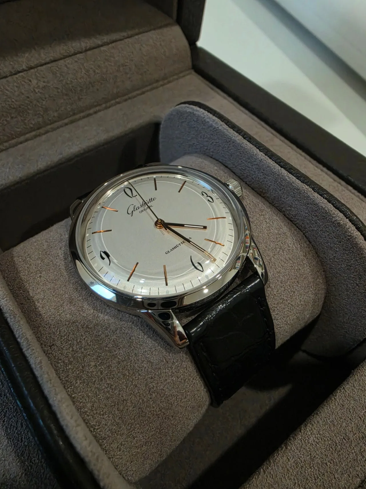 글라슈테오리지날 글라슈테 오리지널 식스티즈 39mm 실버화이트 2025 사진 6