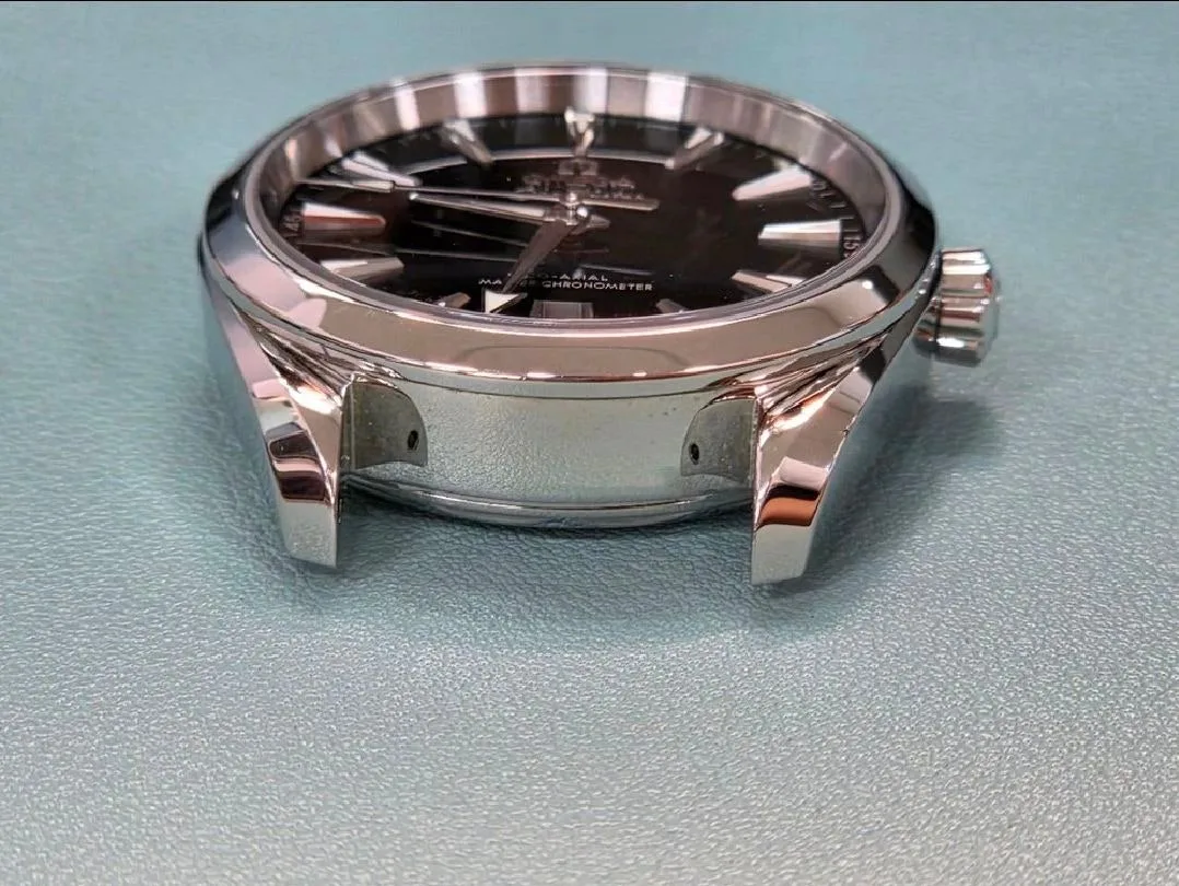 오메가 아쿠아테라 블랙래커 38mm 2024 사진 3